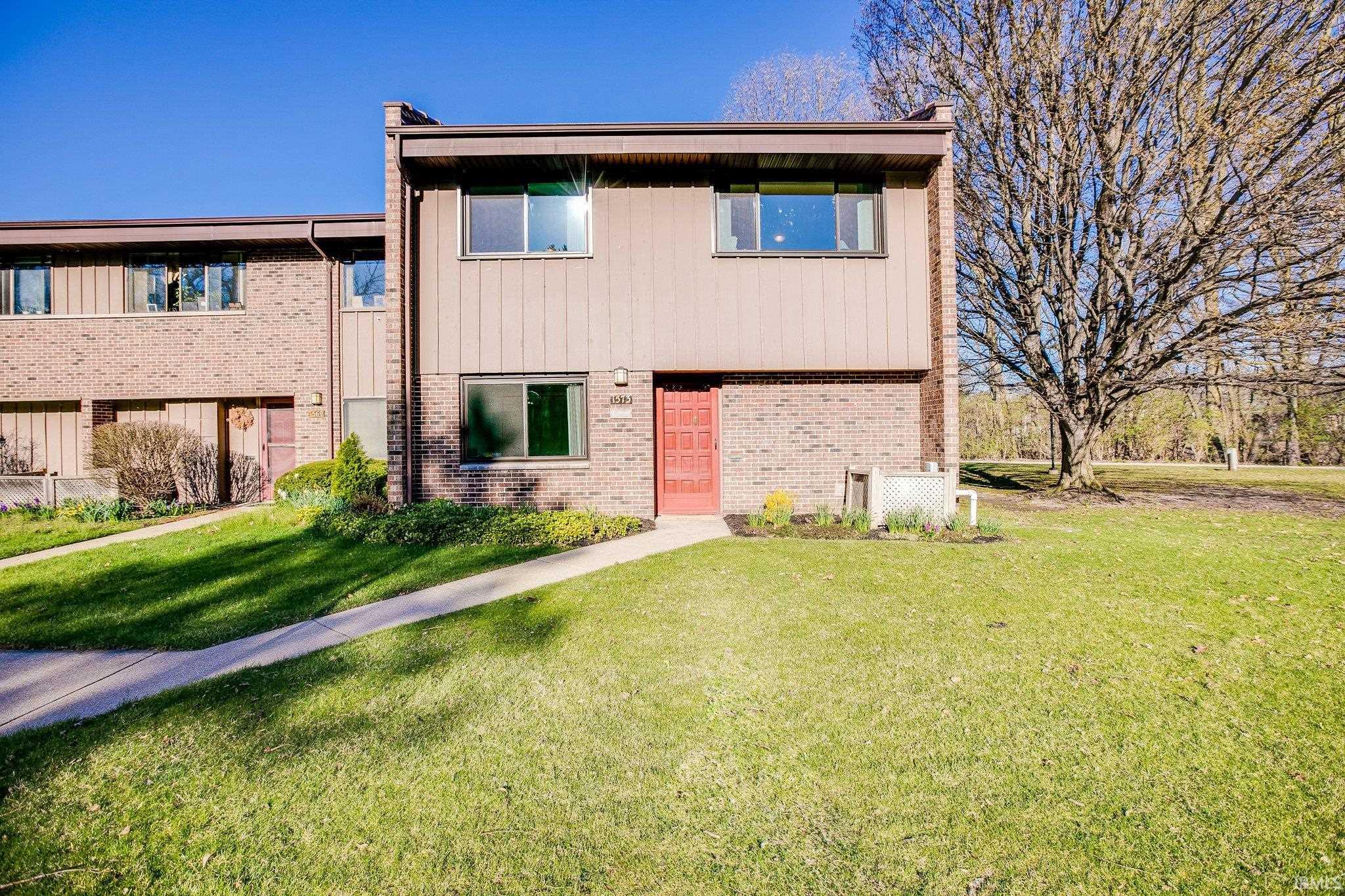 North Shore Club / Northshore Cl in South Bend | 3 Beds Residential  $199,999 MLS# 202311047 | South Bend Residential