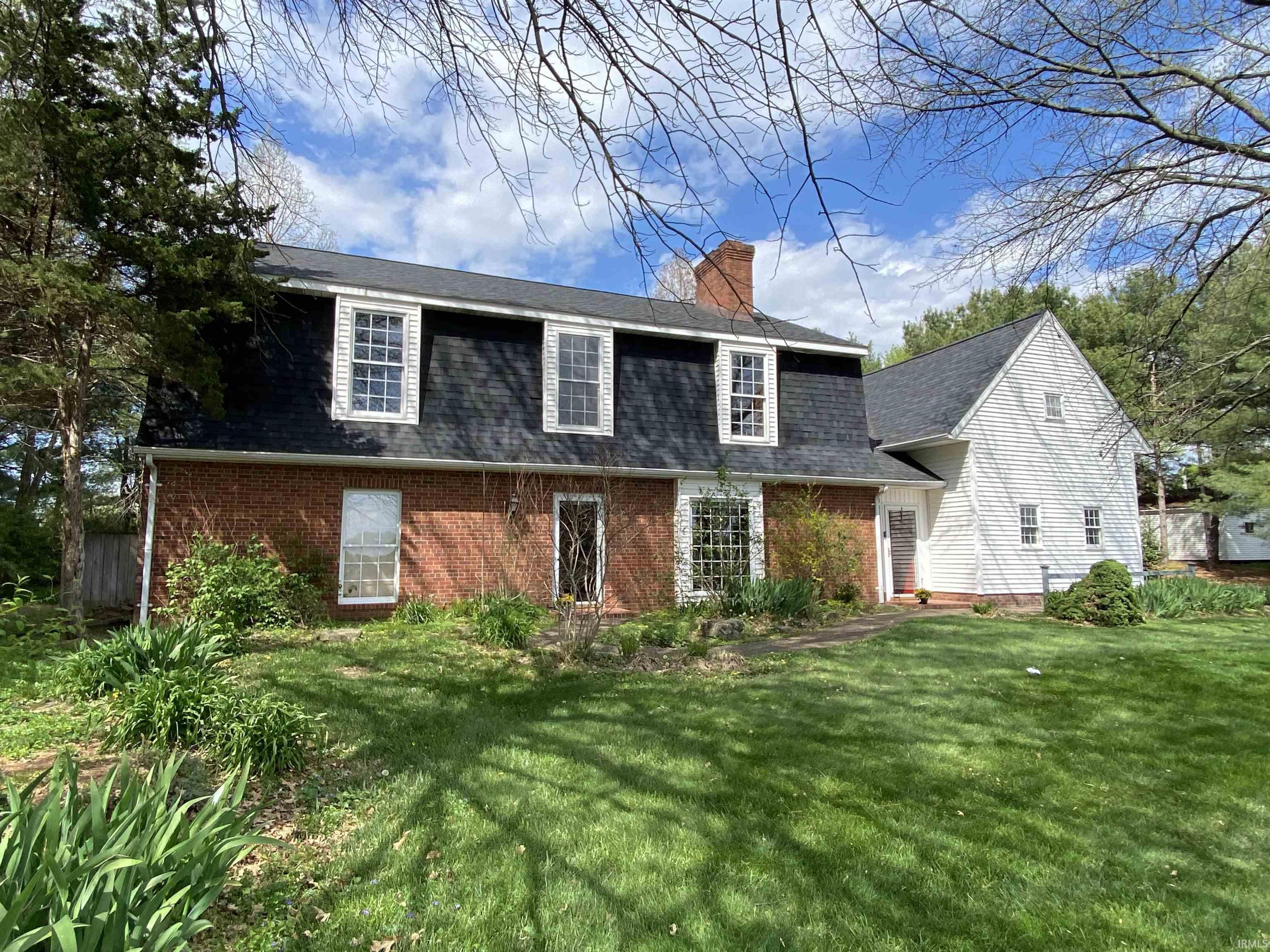 106 W Nineteenth Street, Huntingburg, IN 47542