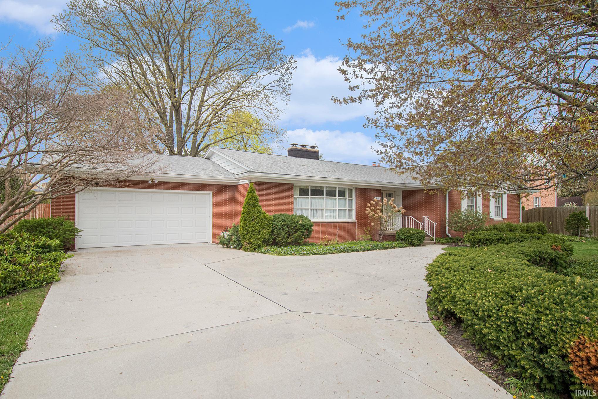 411 N Ironwood Drive, South Bend, IN 46615