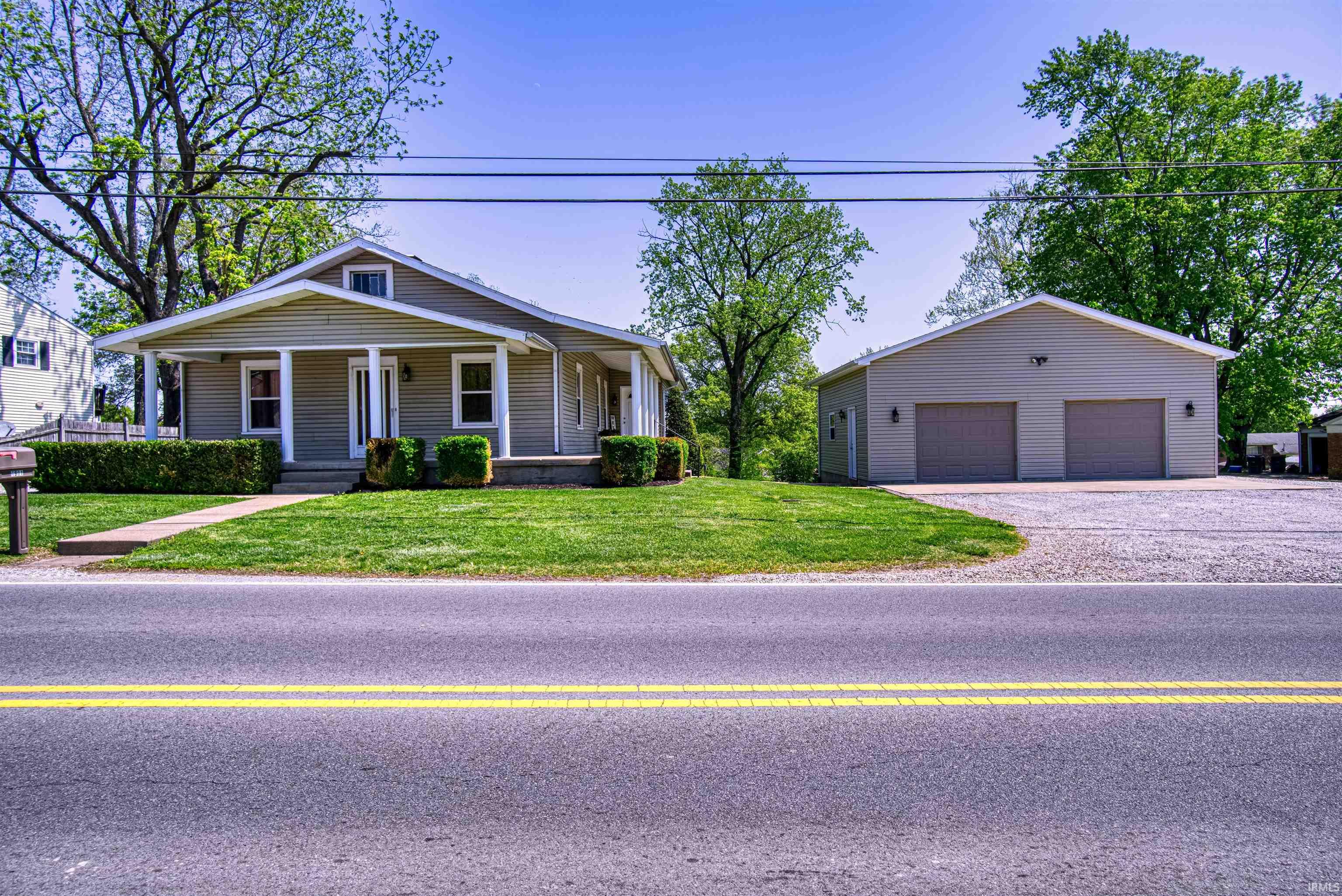 4901 Kratzville Road, Evansville, IN 47710