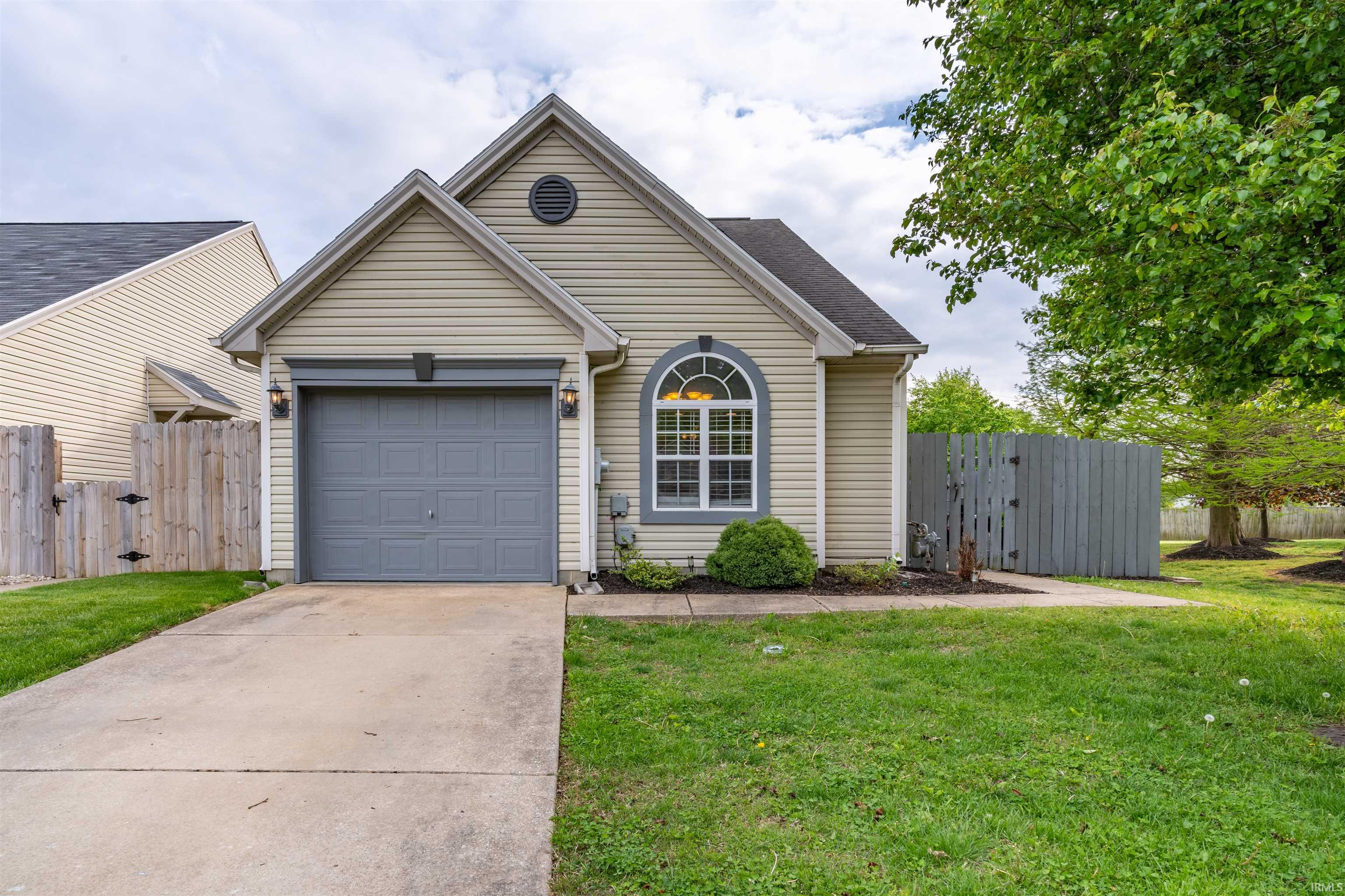 4025 Shadwell Drive, Evansville, IN 47715