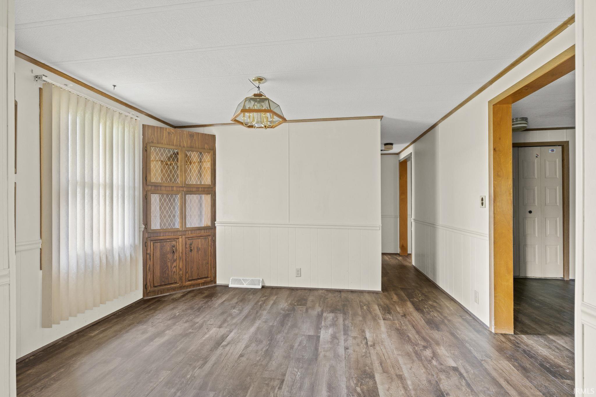 Photo 5 of 2319 W Wallen Road