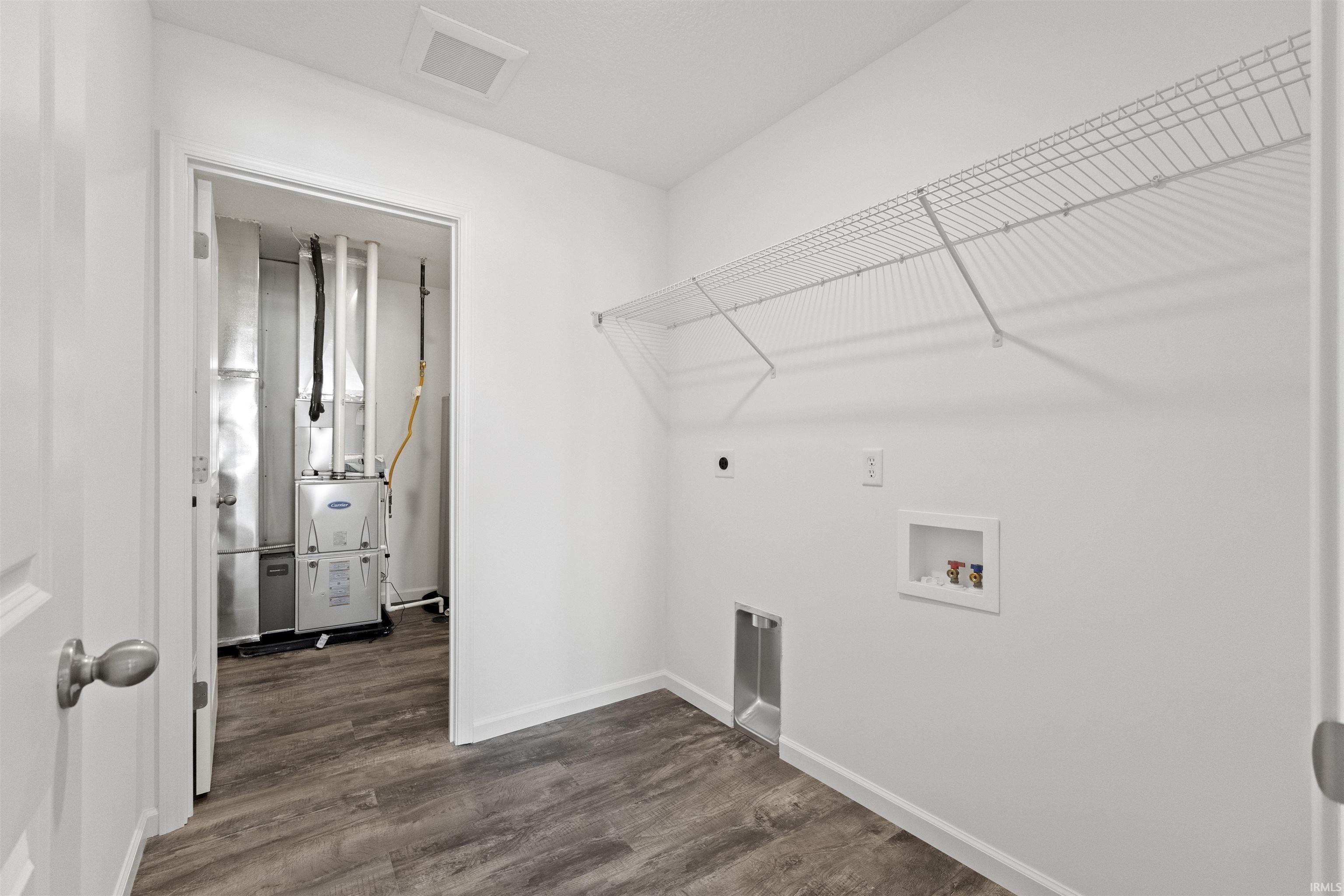 Photo 11 of 706 Aviation Drive