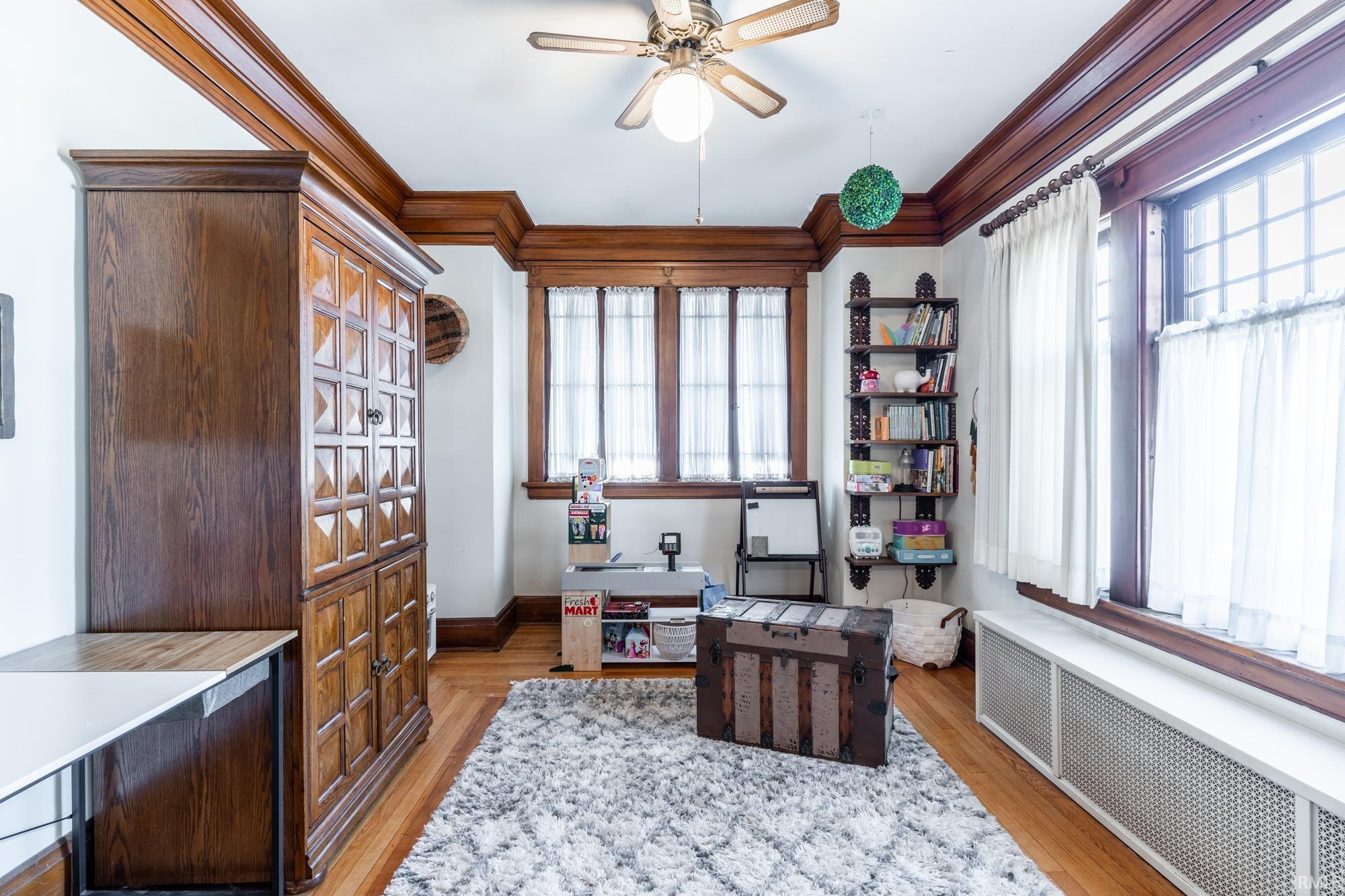 Photo 5 of 117 S Riley Street