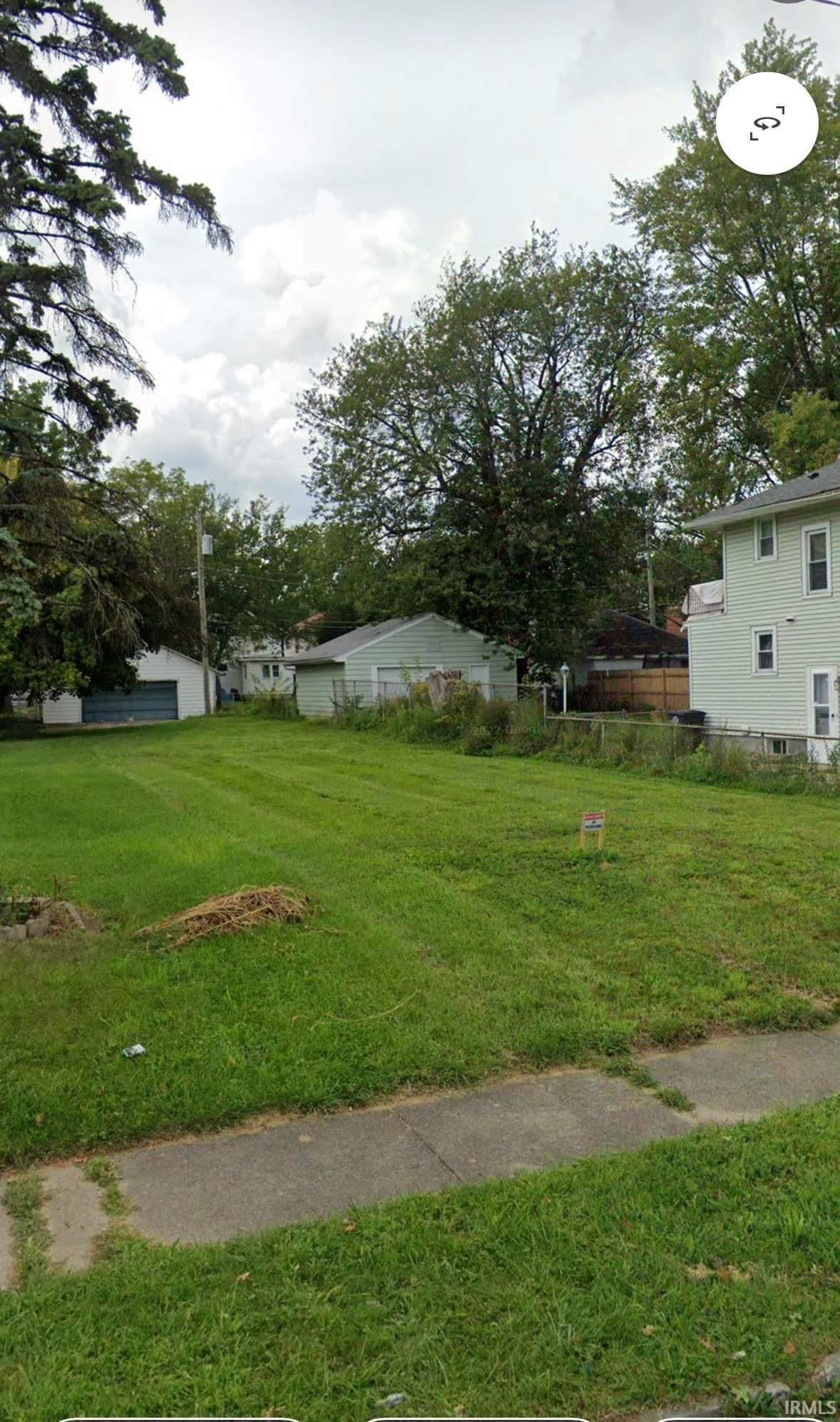 Photo 1 of 3726 South Park Drive