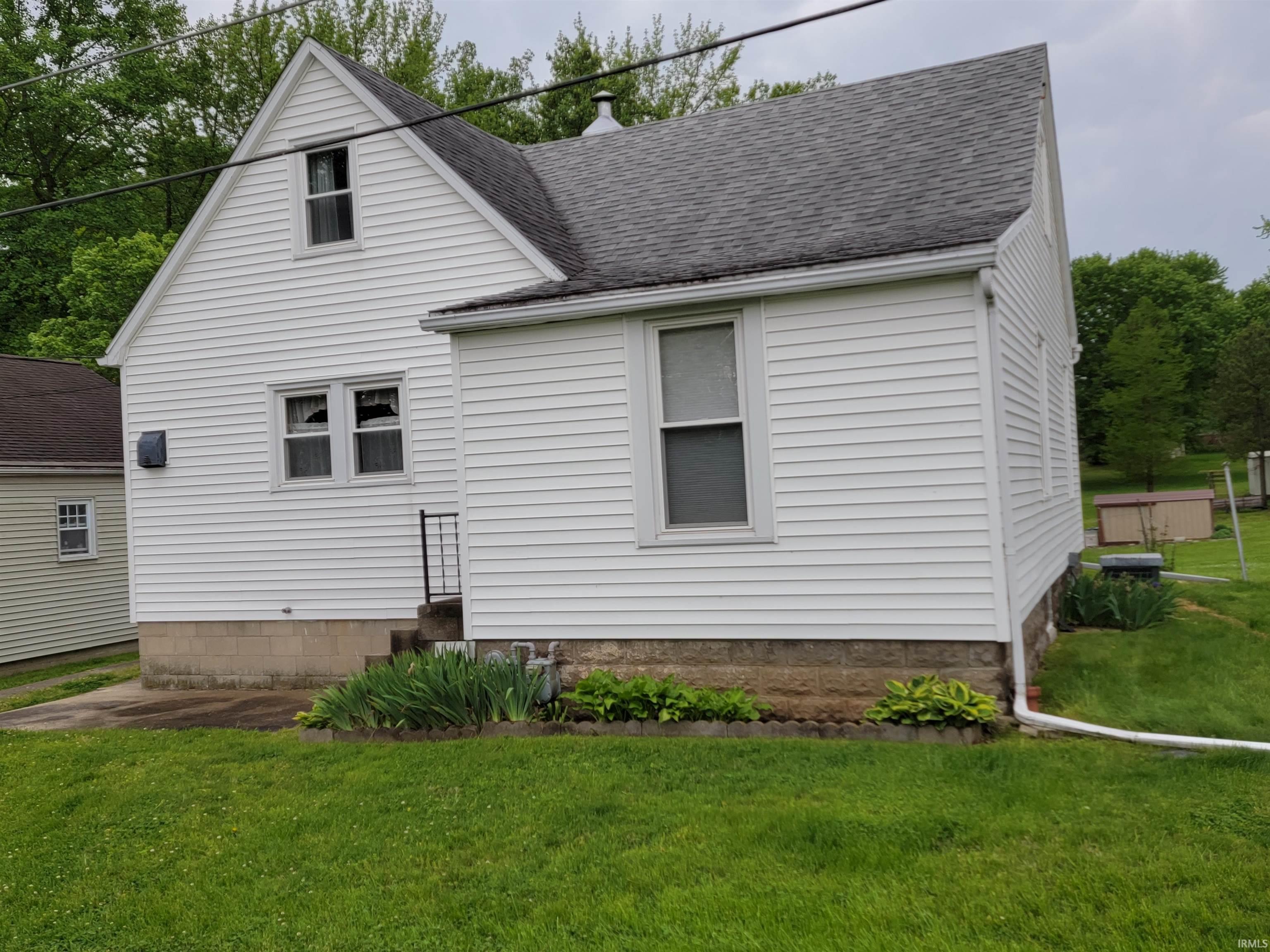 206 Schnell Lane, Jasper, IN 47546