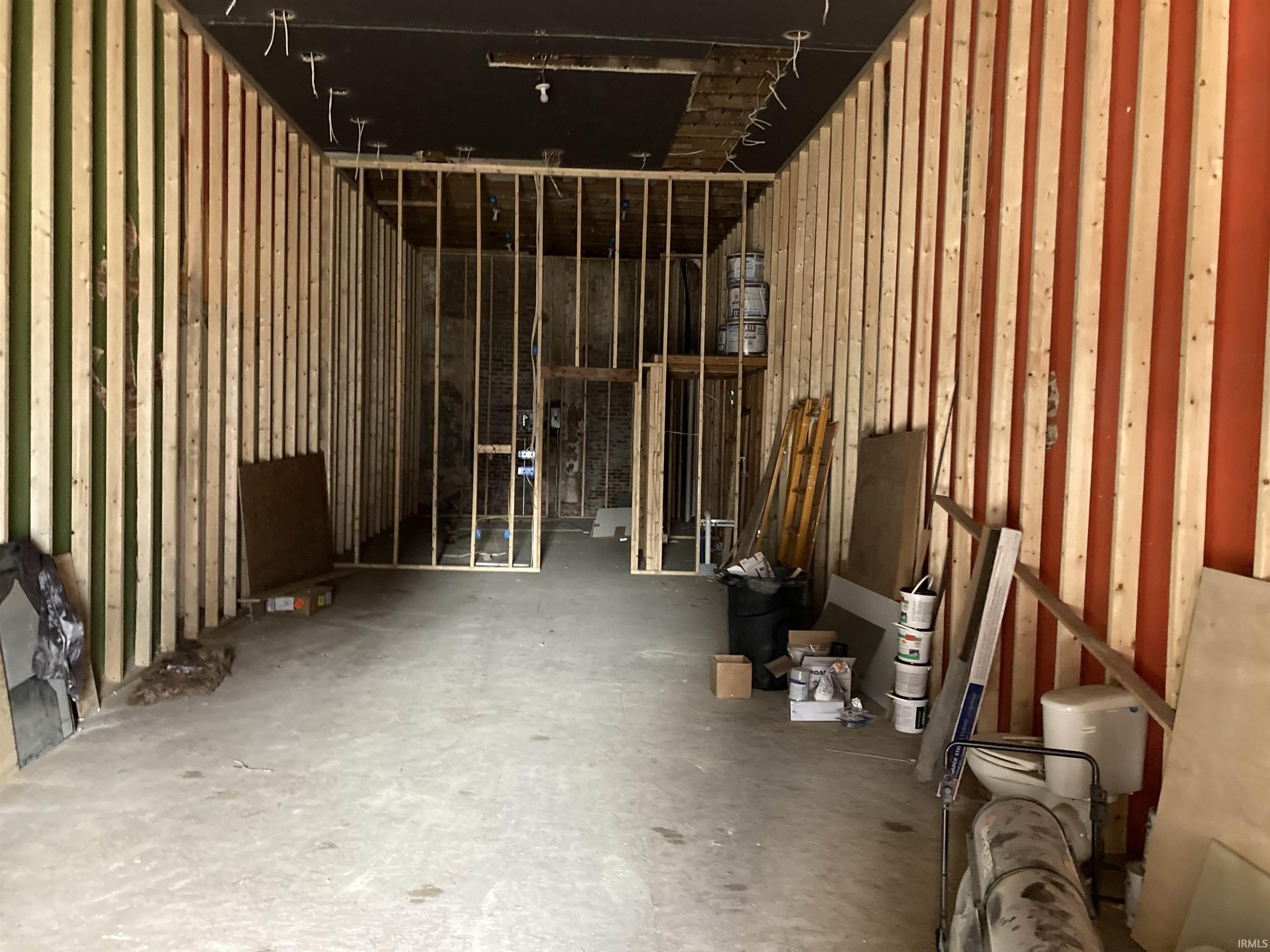 Photo 8 of 331 N Jefferson Street