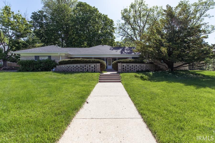 925 S Highland Avenue, Bloomington, IN 47401