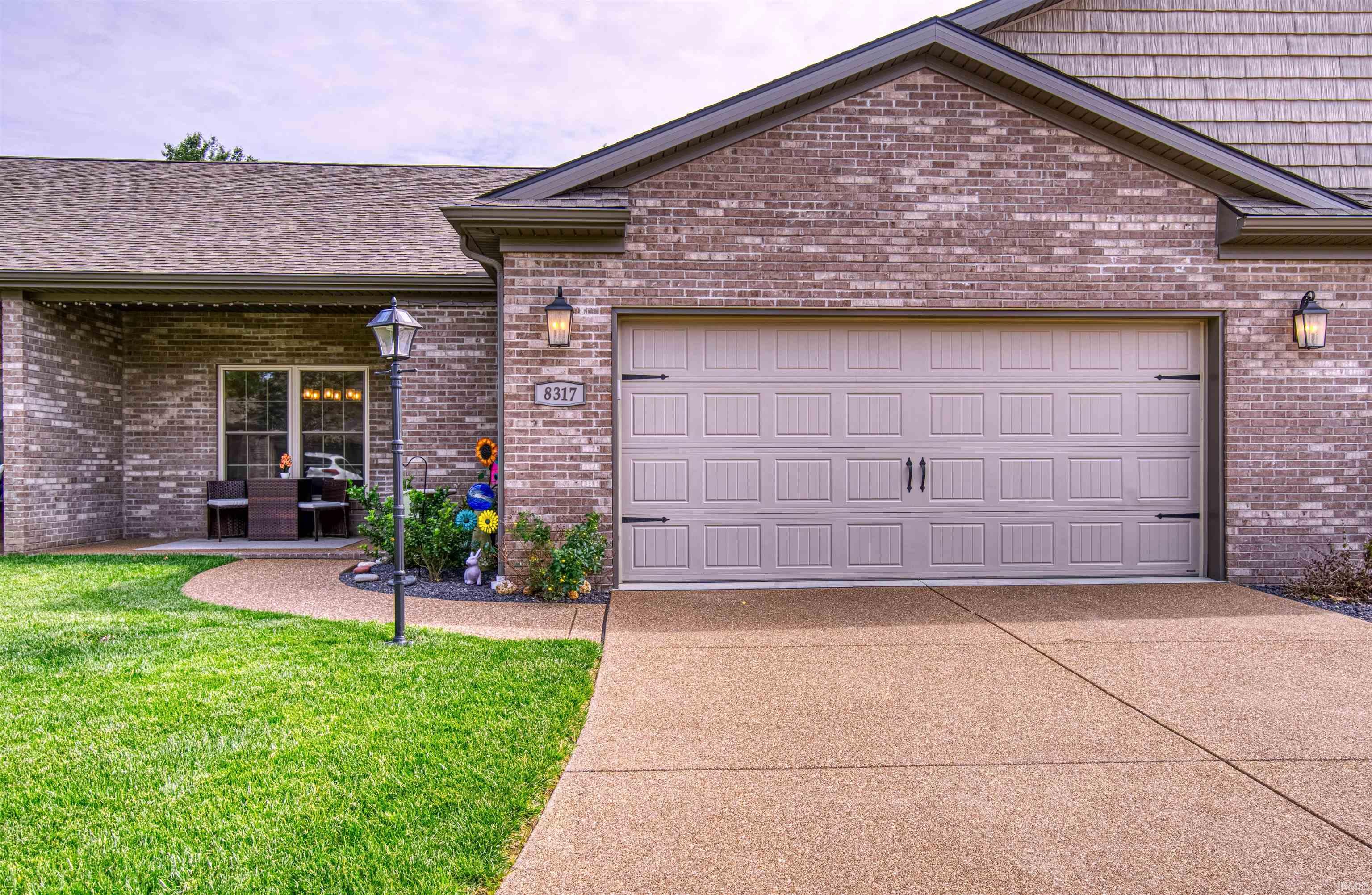 8317 Nolia Lane, Newburgh, IN 47630