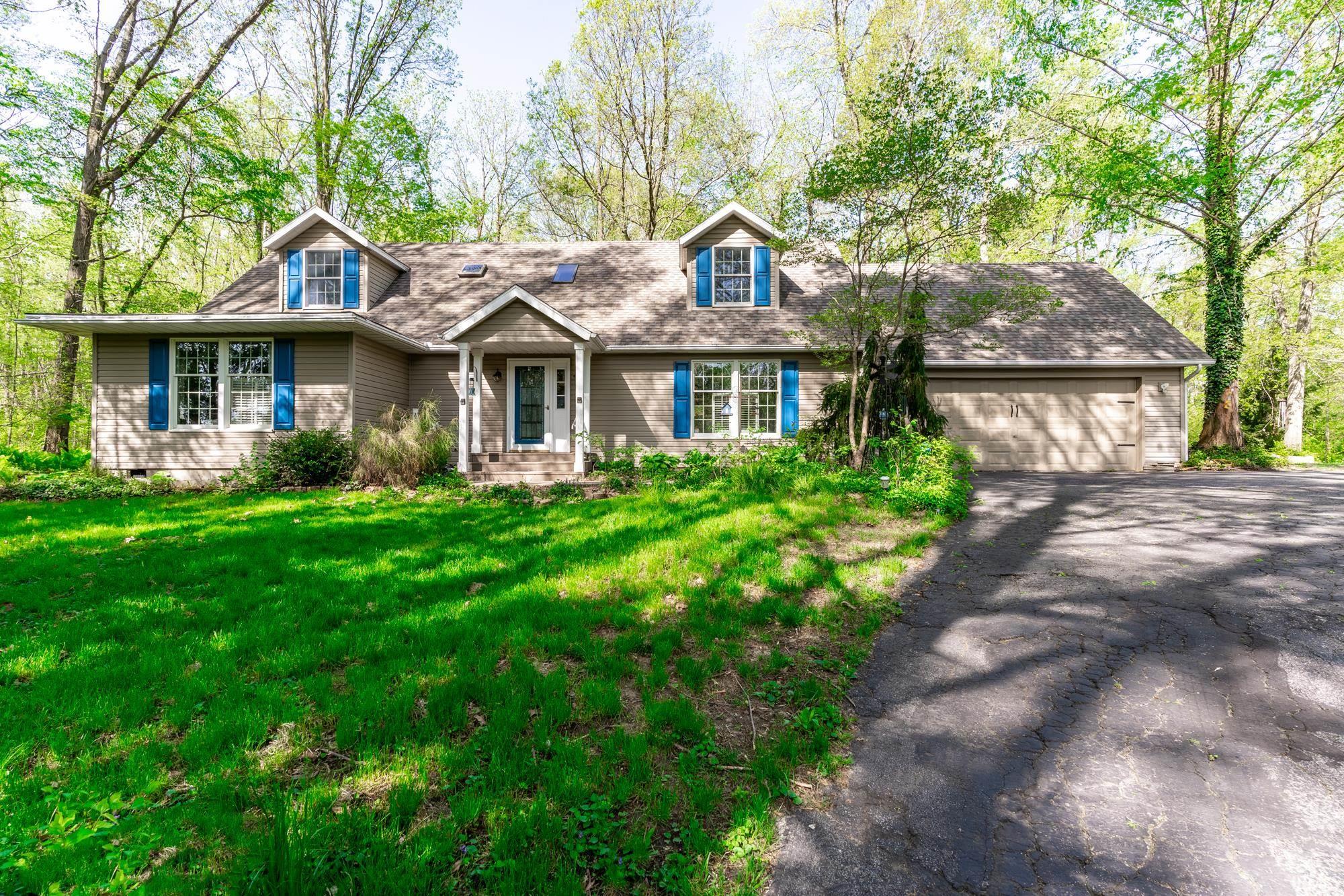6855 E South Barbee Drive, Pierceton, IN 46562