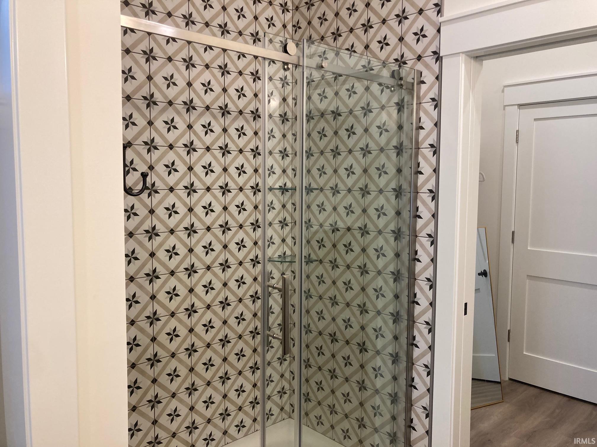 Stand-Up Shower