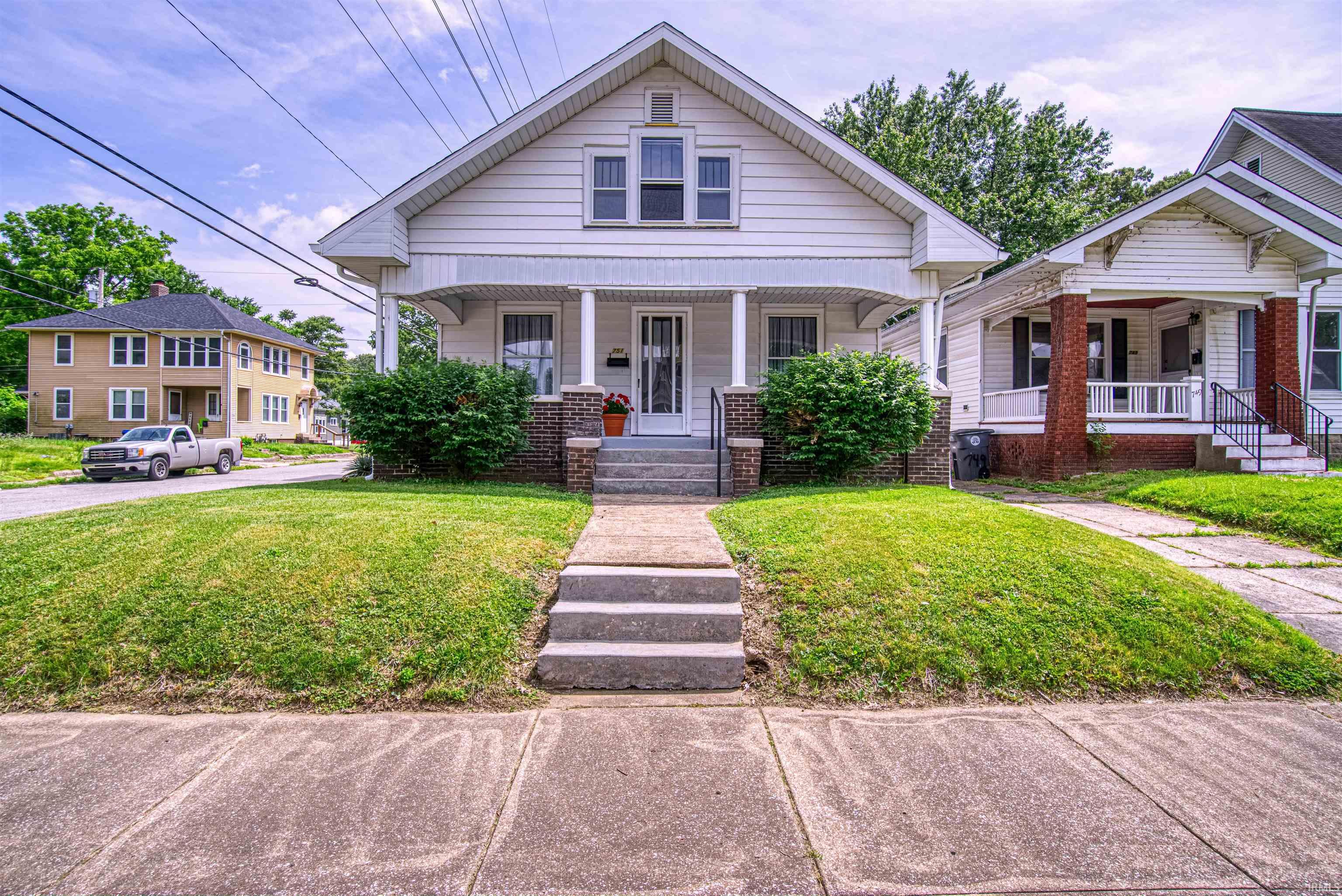 751 E Gum Street, Evansville, IN 47713
