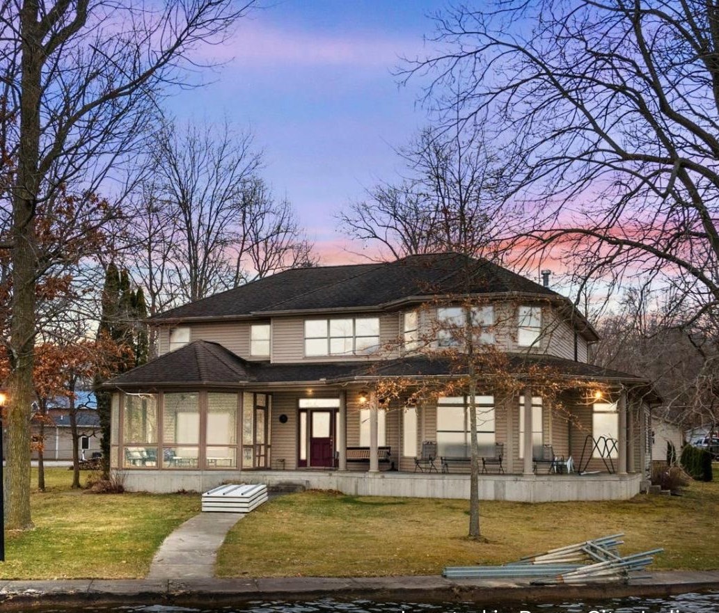 580 Lakeside Dr Drive, Rome City, IN 46784