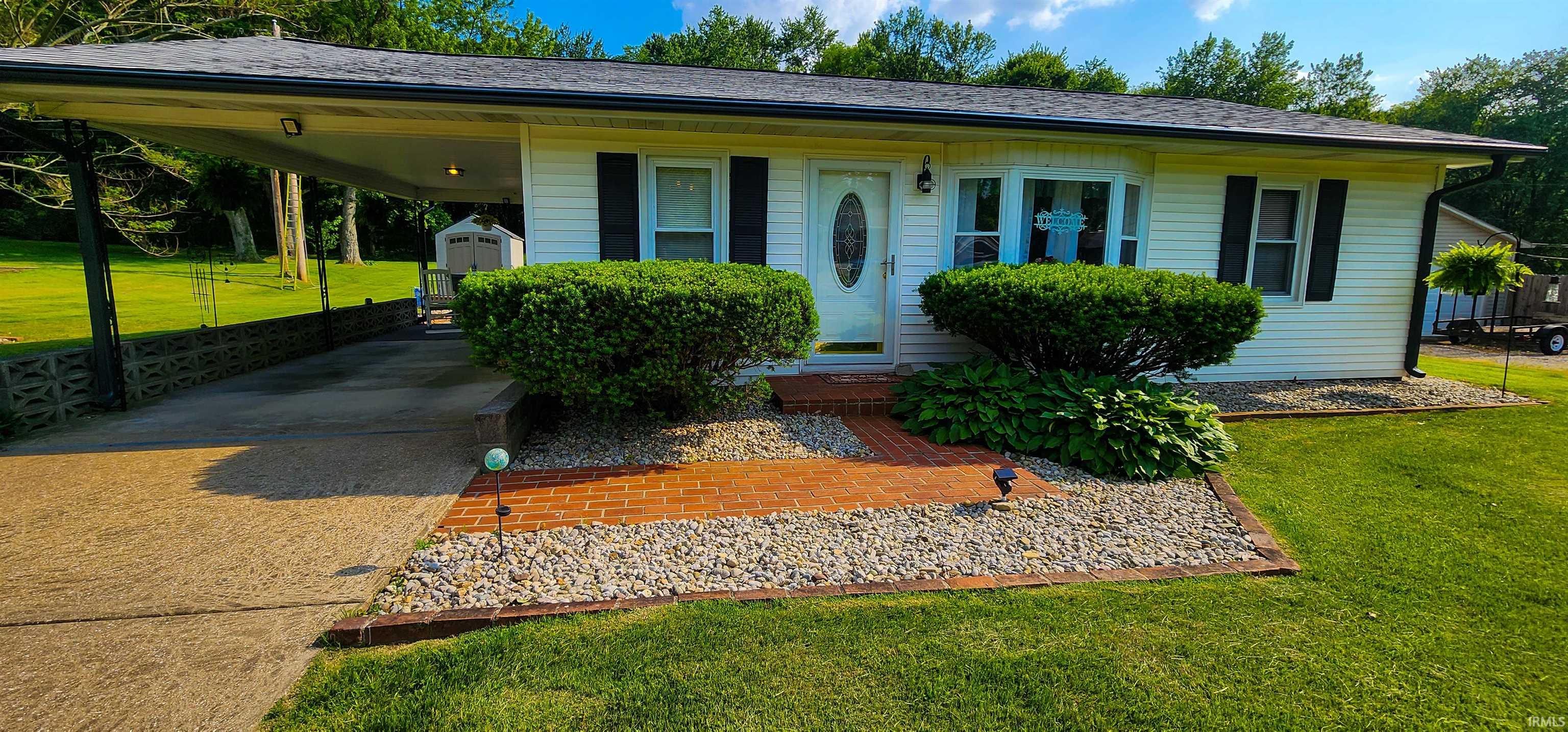 1355 W Homestead Drive, Boonville, IN 47601