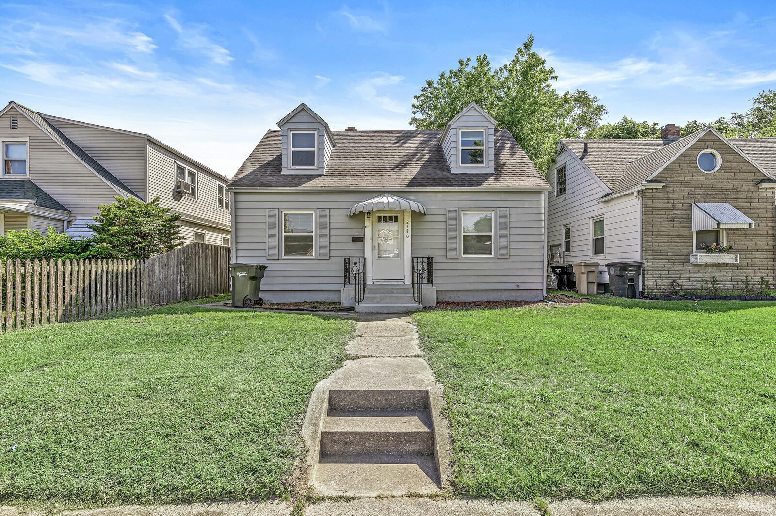 2170 Parkview South Bend, IN 46616