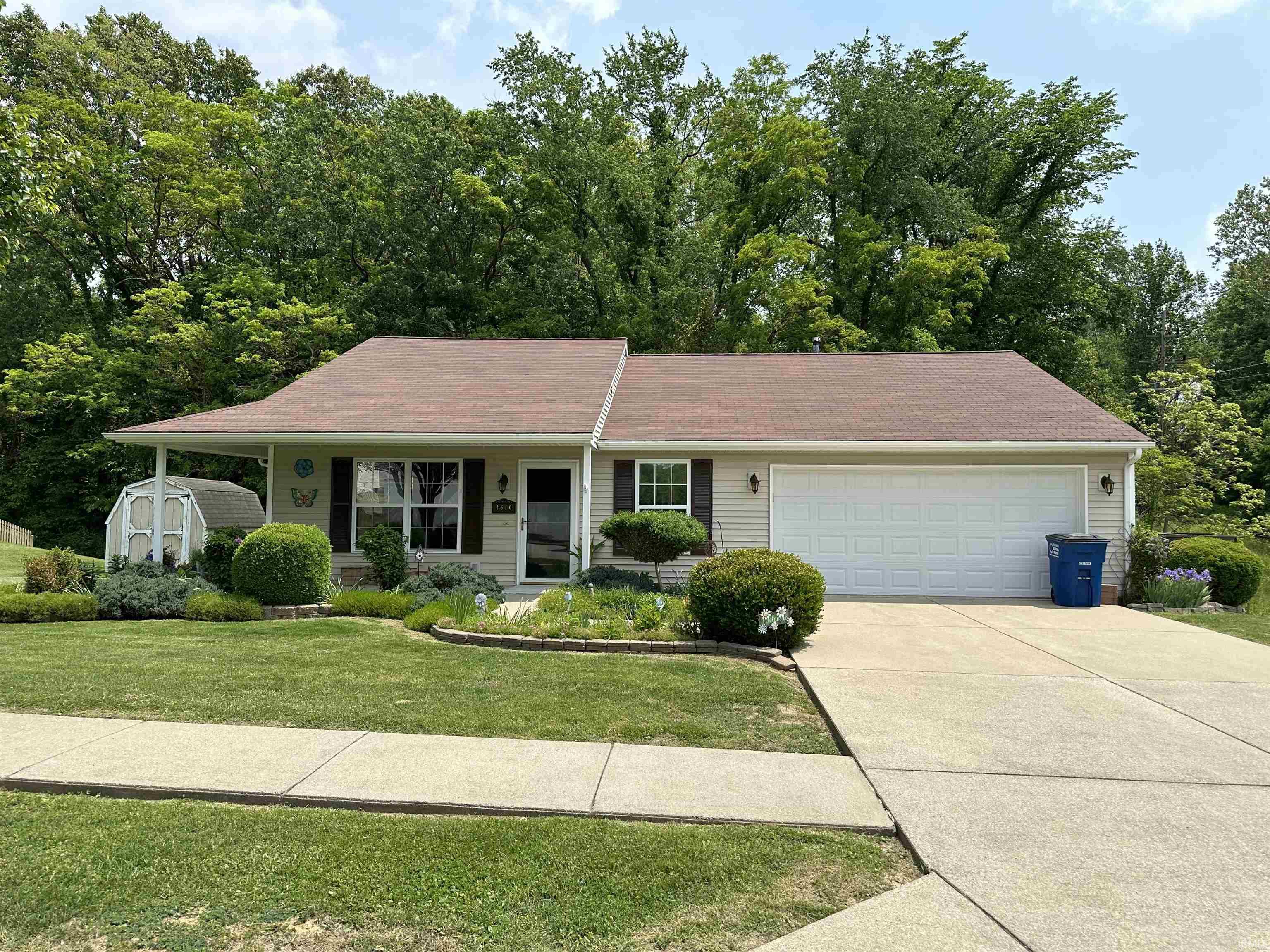 2610 Brinegar Blvd, Bedford, IN 47421 SOLD LISTING