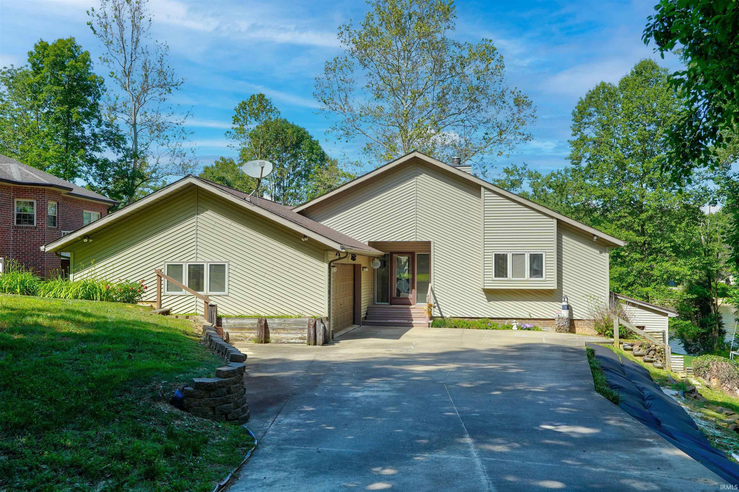 504 W Prancer Drive, Santa Claus, IN 47579