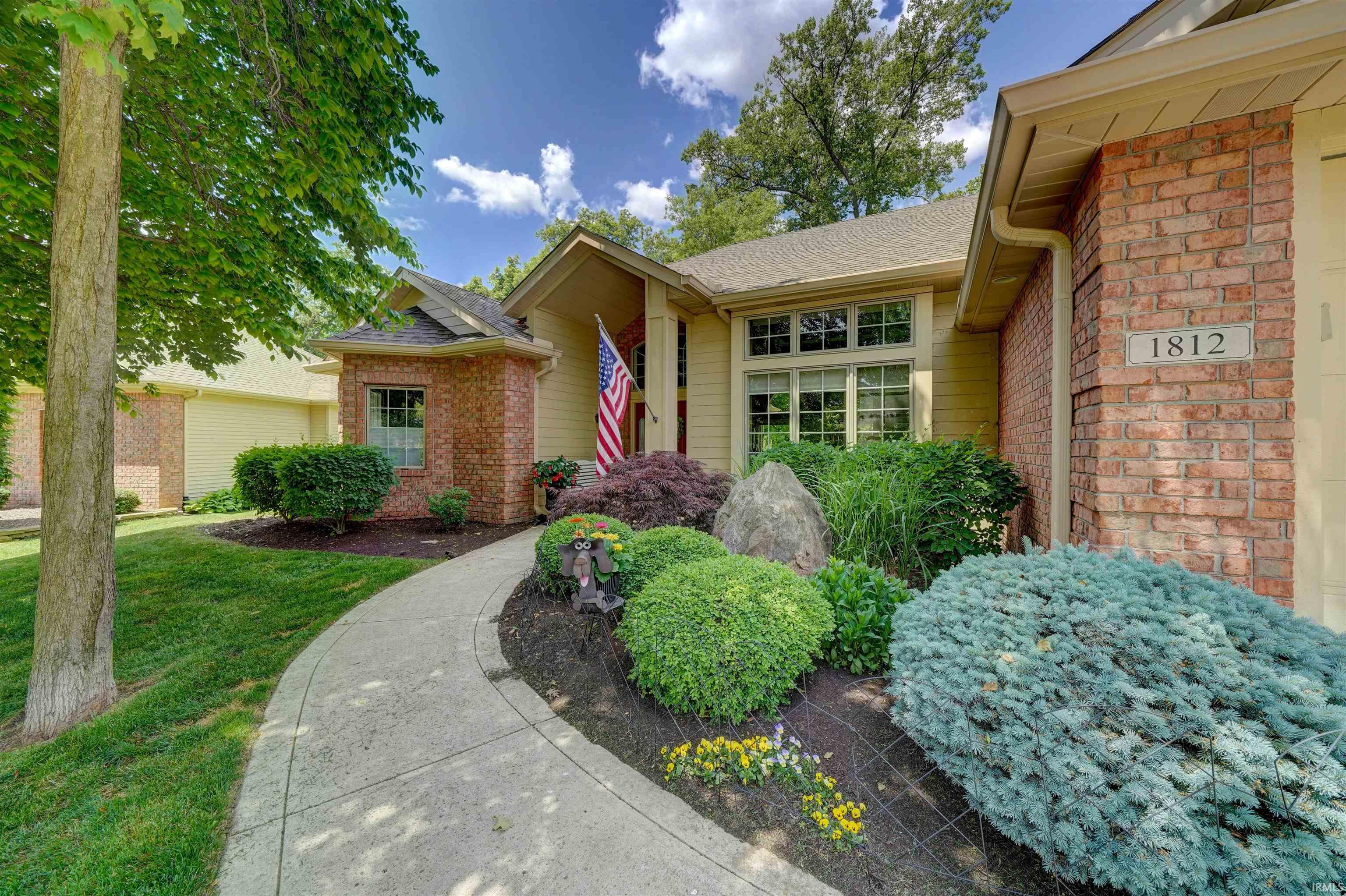 Sold 1812 Bent Tree Court Auburn IN 46706 MLS# 202318410
