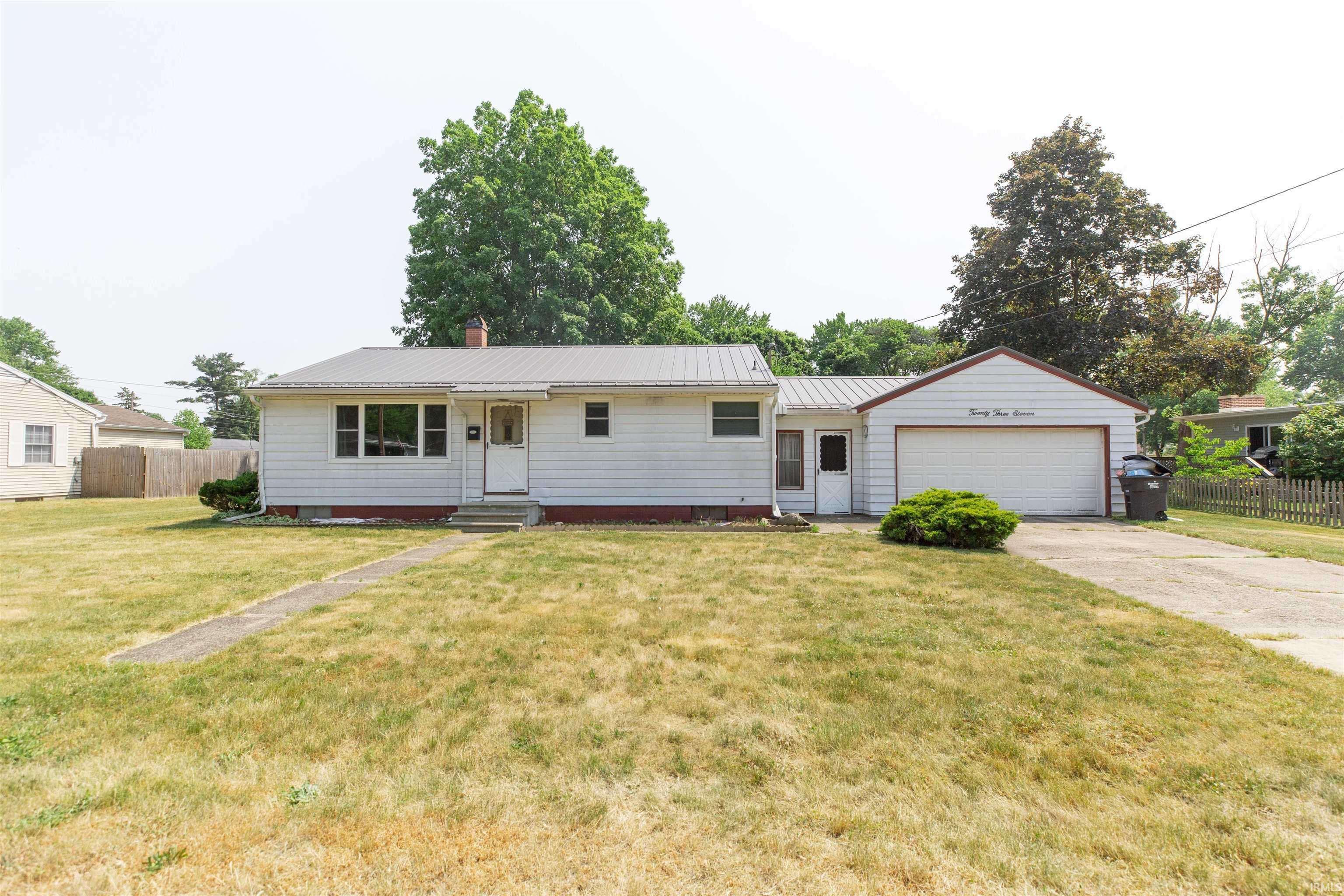 2311 Sunnyside Drive, Elkhart, IN 46516