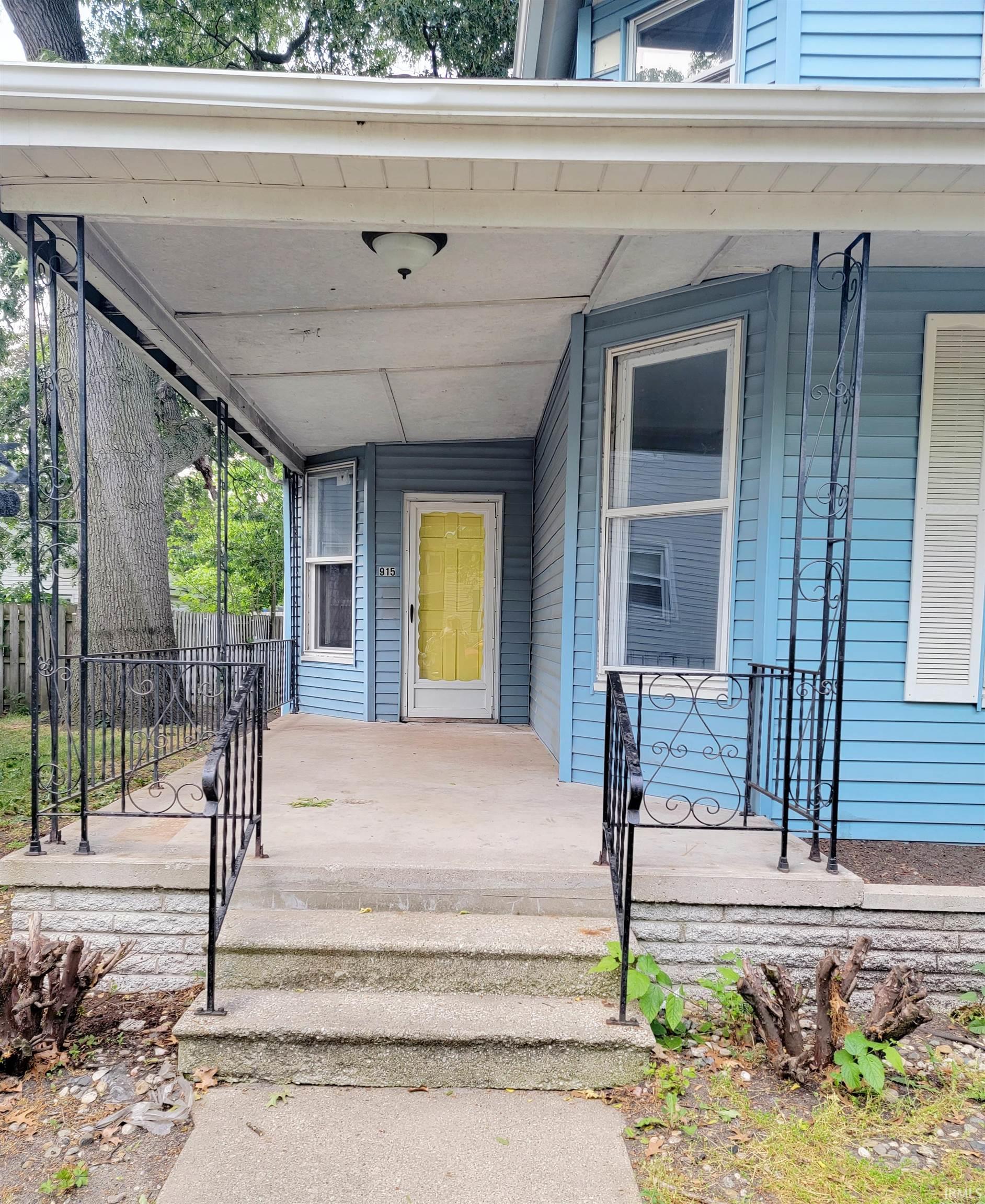 Photo 3 of 915 Fulton Street