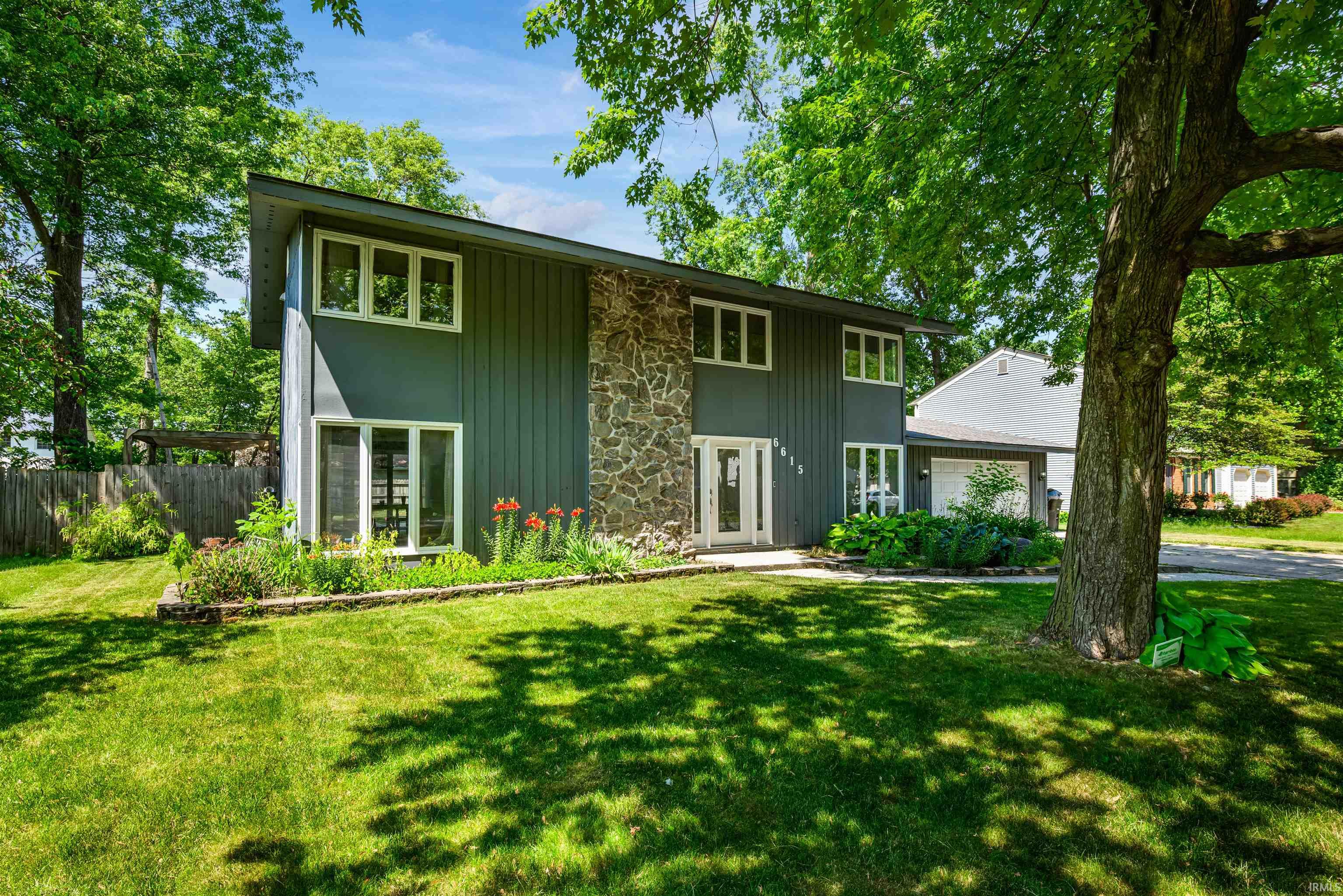 6615 Monarch Drive, Fort Wayne, IN 46815