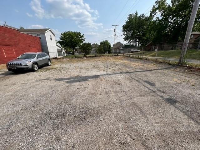 Photo 6 of 219 E Quincy Street