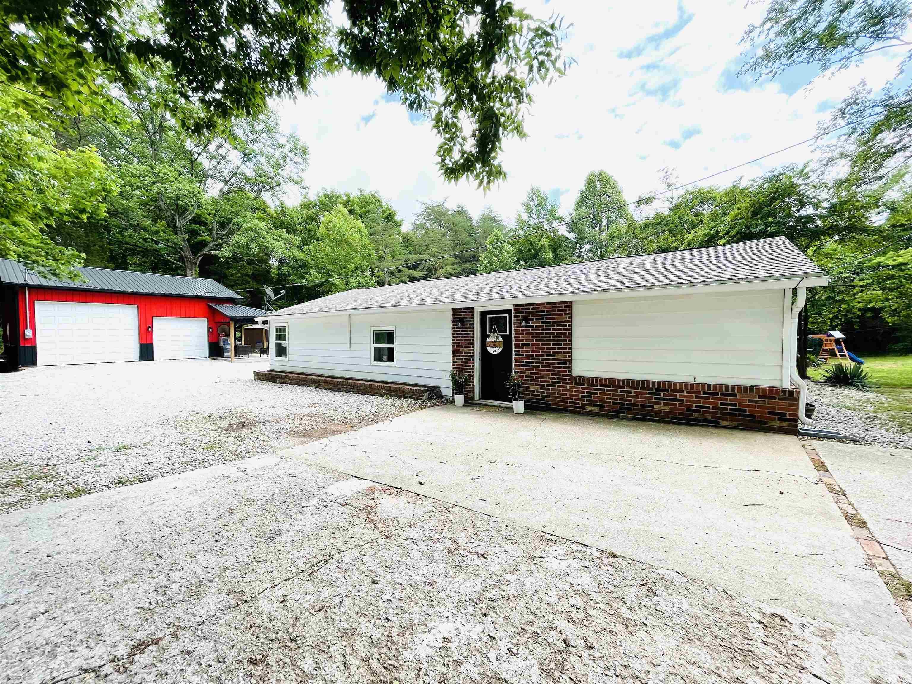 Residential for sale in Orleans, Indiana, 202320031