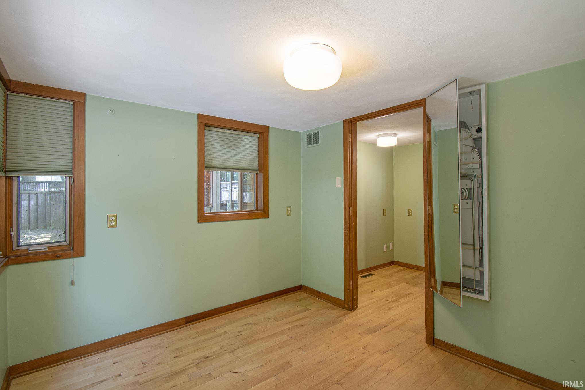Photo 22 of 2625 Greenleaf Boulevard