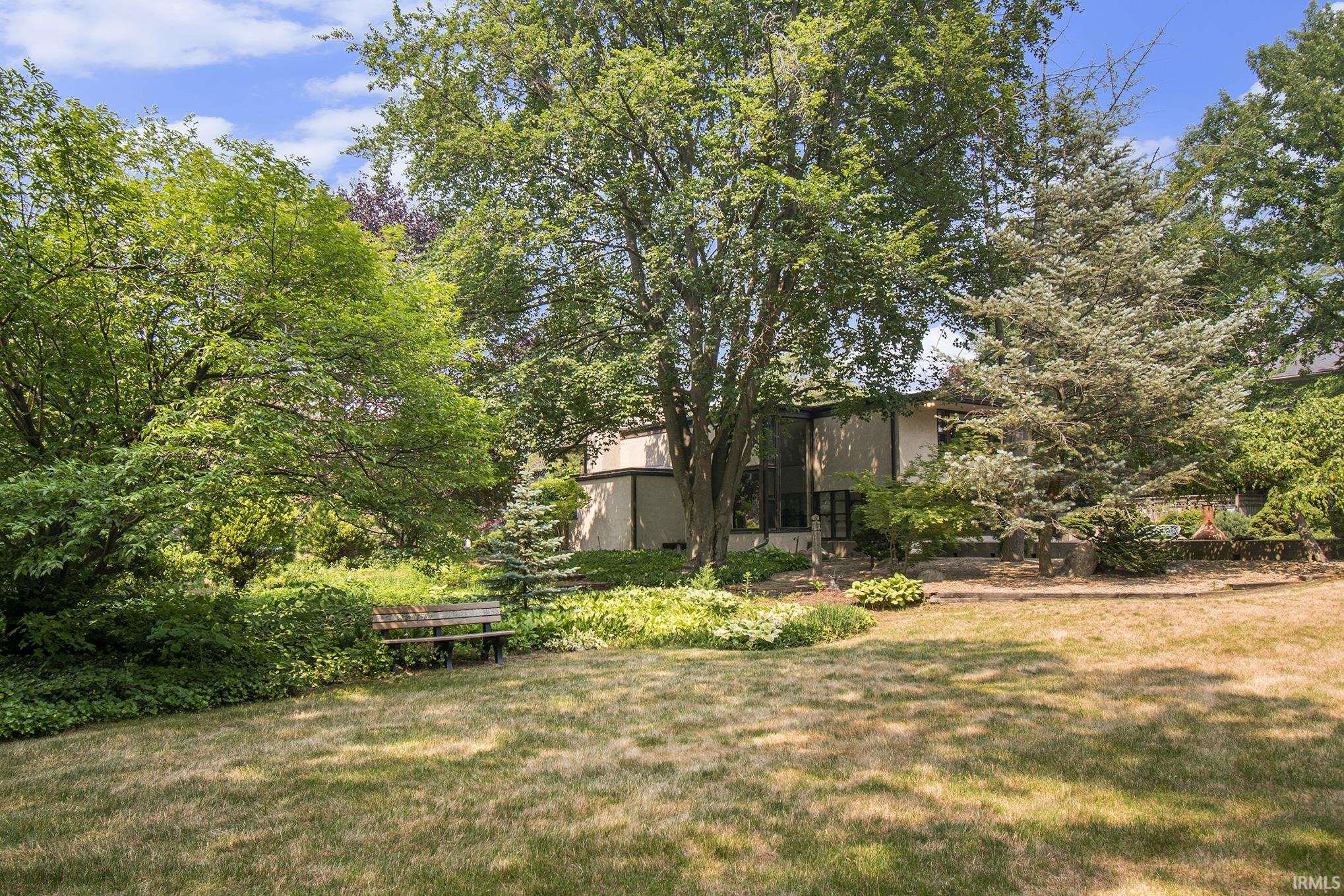 Photo 27 of 2625 Greenleaf Boulevard