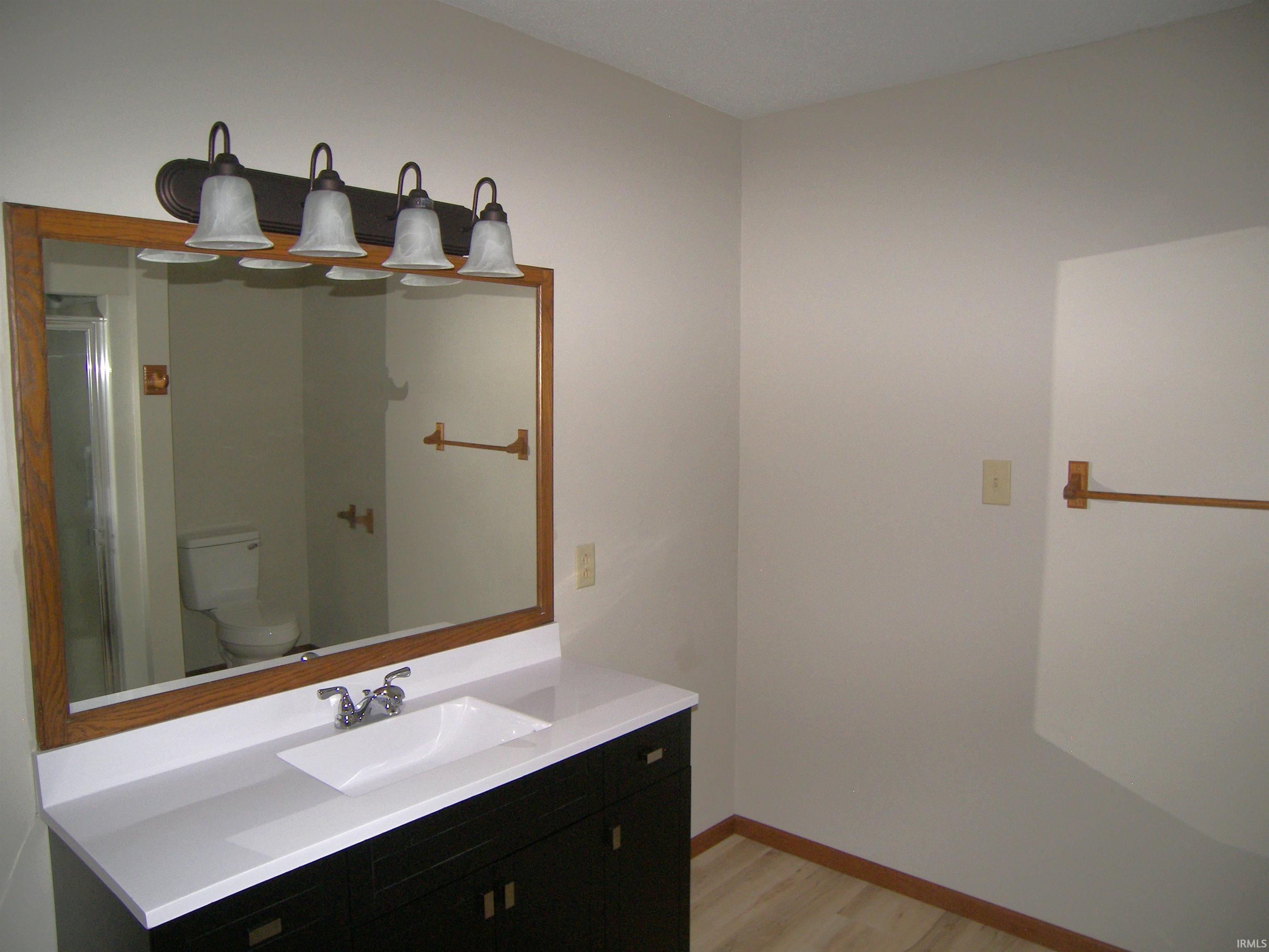 Photo 23 of 410 W Dixie Drive