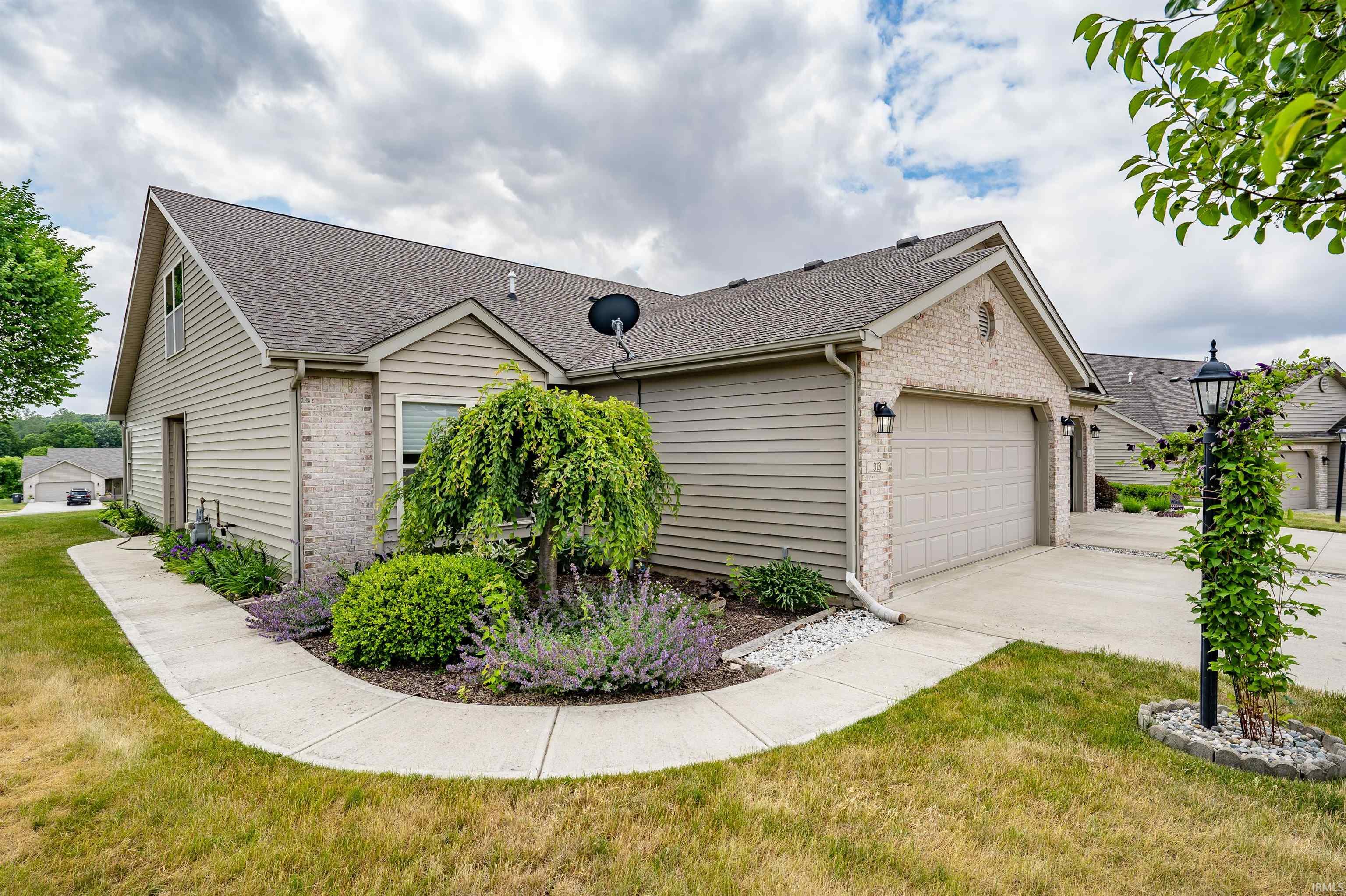 313 S Pumpkin Ridge Ct