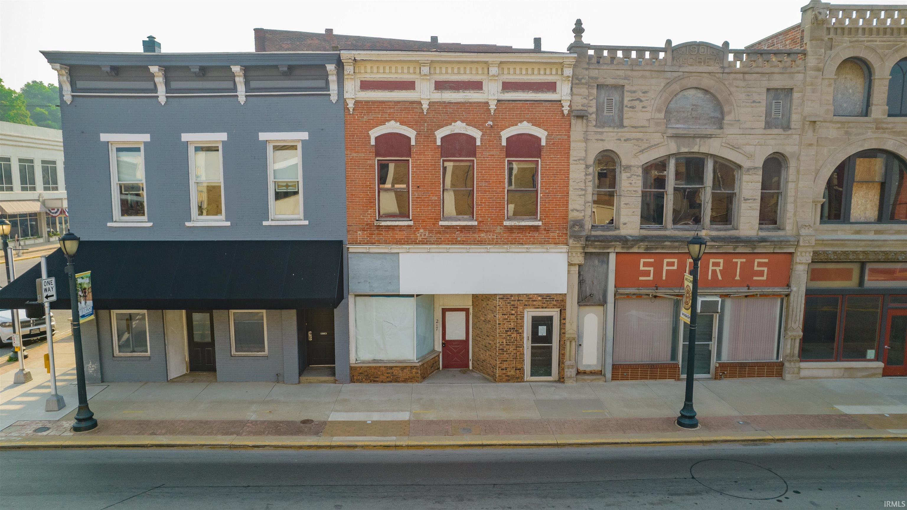 Photo 0 of 217 S Wabash Street