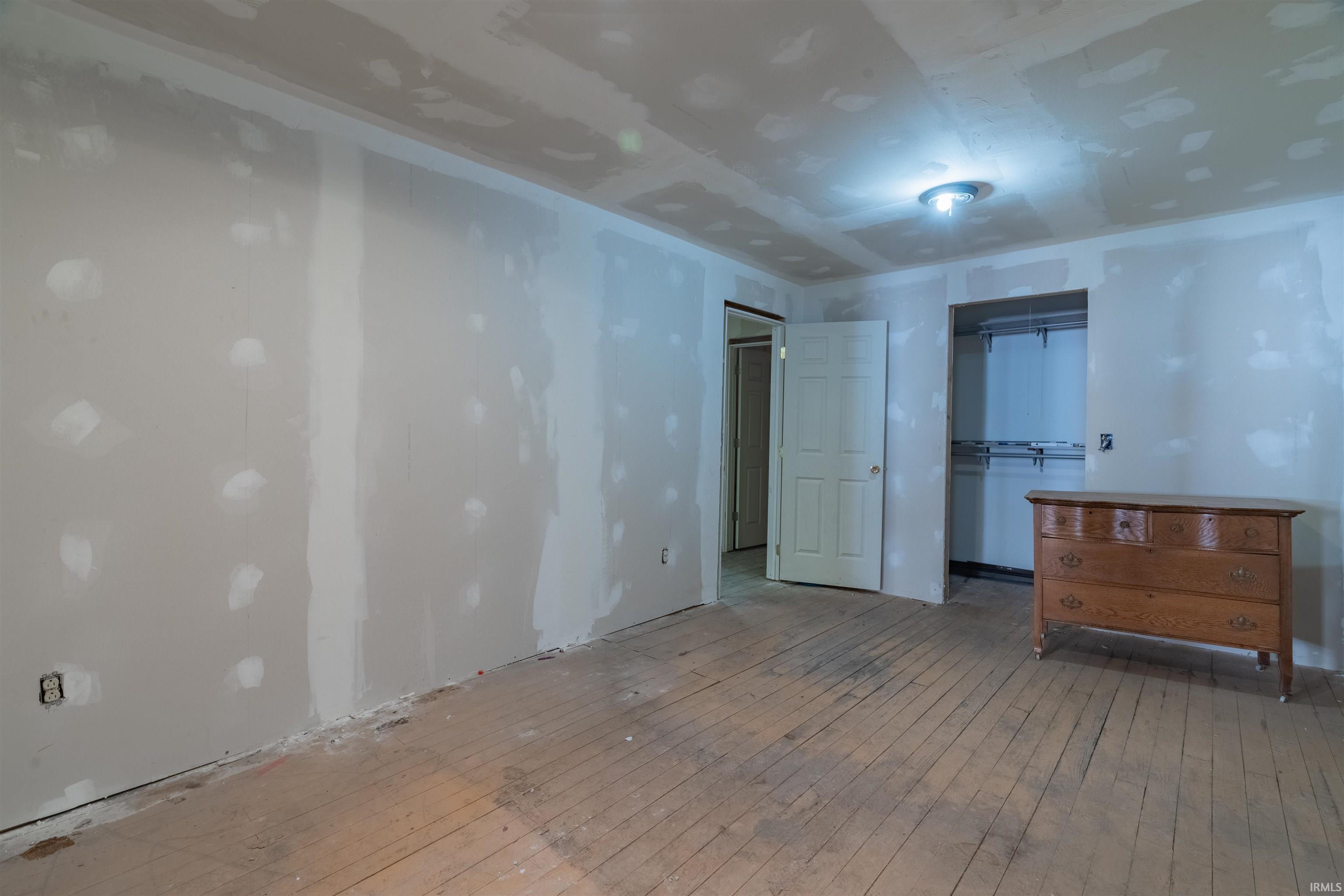 Photo 19 of 217 S Wabash Street