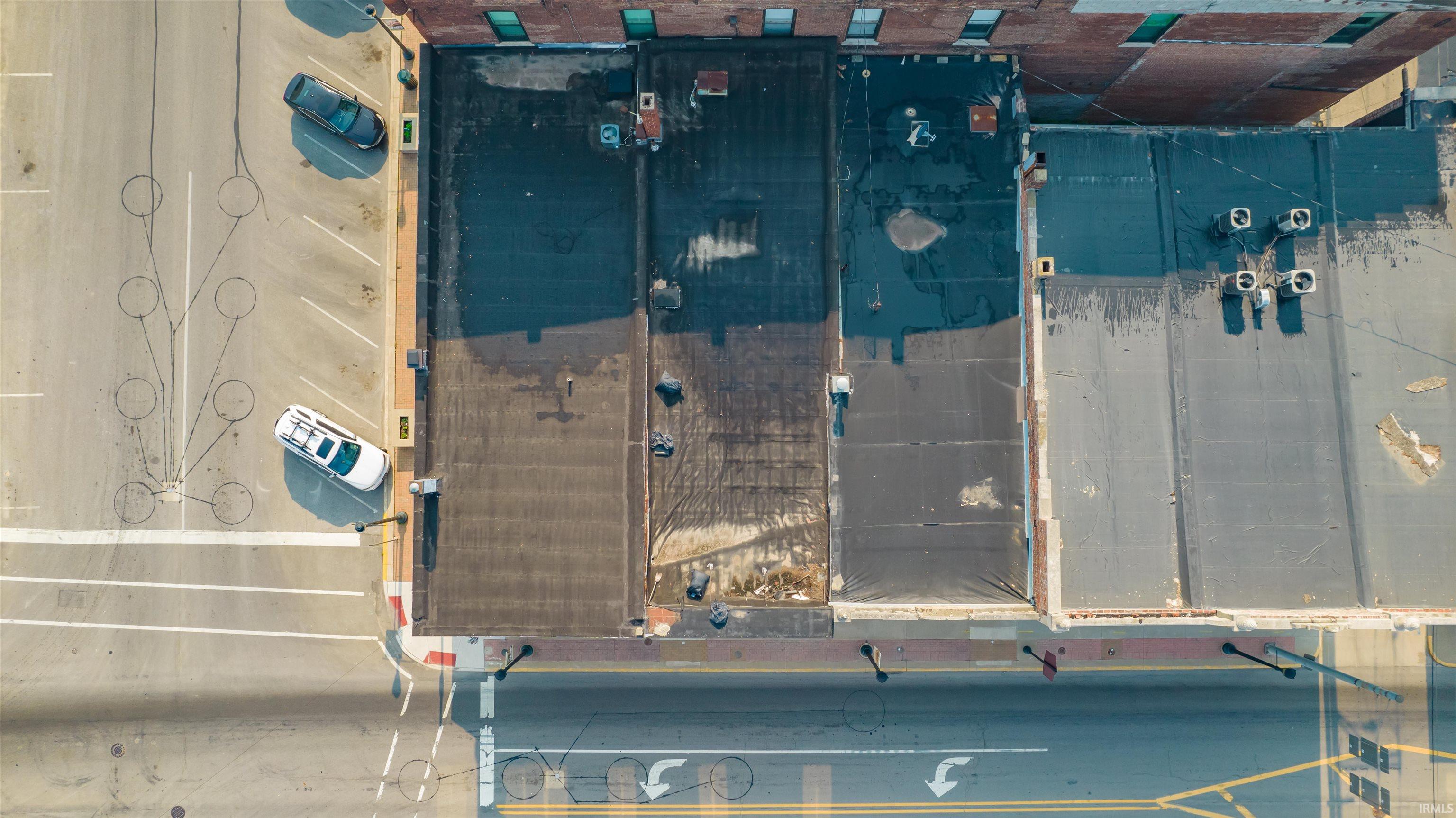 Photo 3 of 217 S Wabash Street