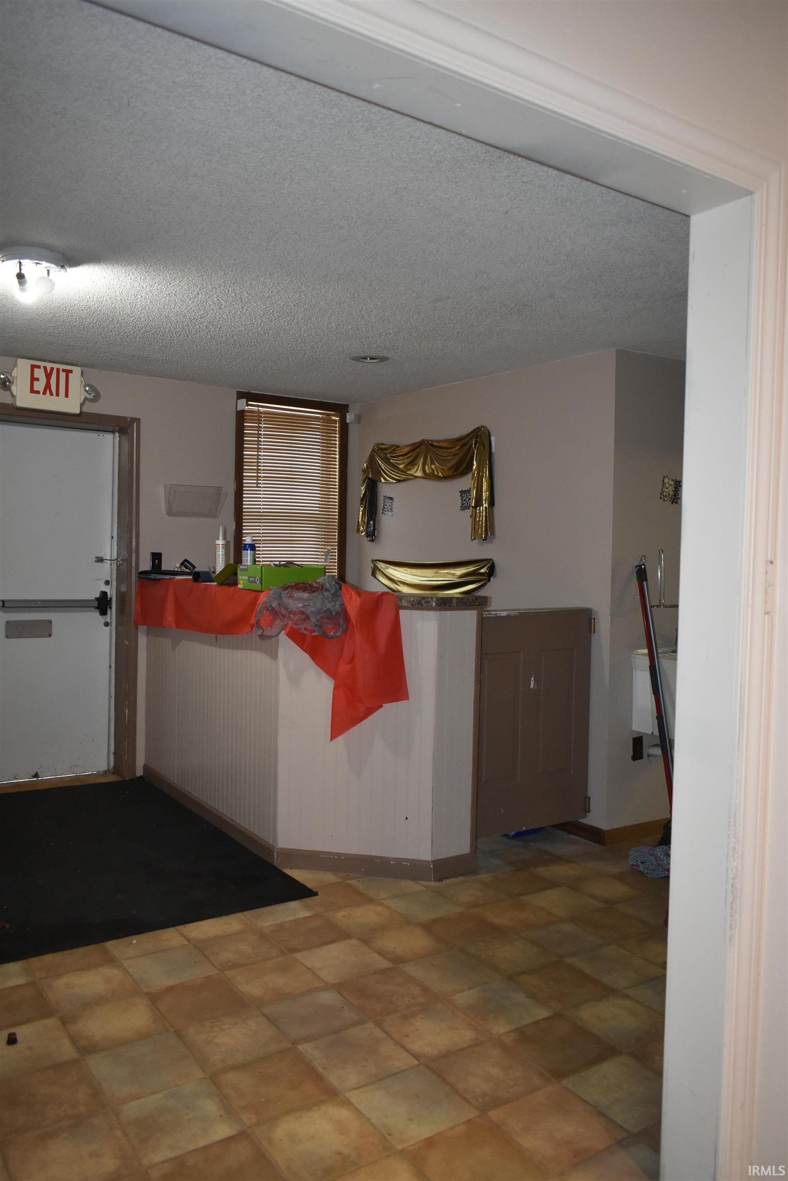 Photo 4 of 411 Brady Street