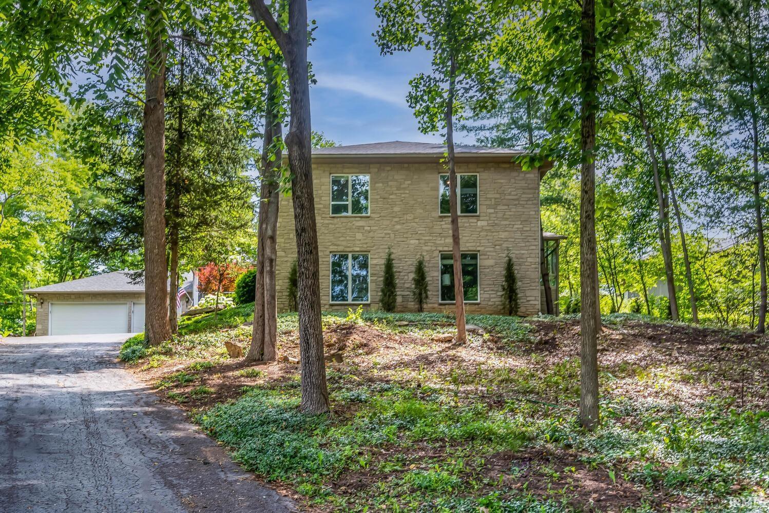 2816 N BLUE RIDGE DRIVE, BLOOMINGTON, IN 47408