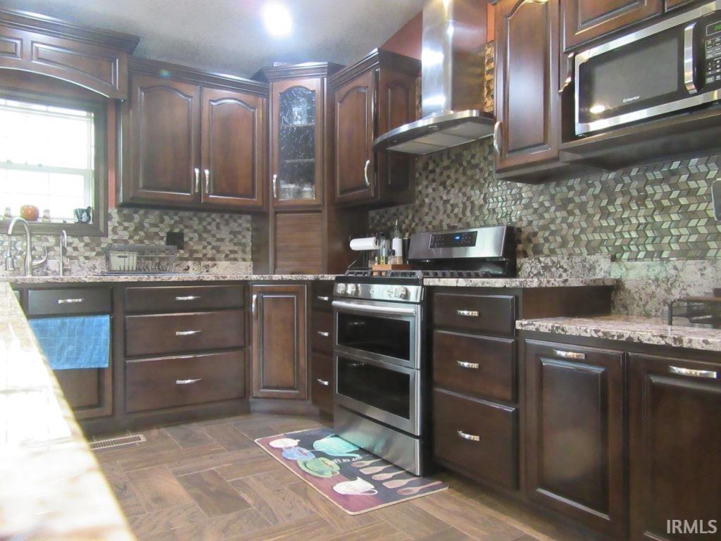 Photo 2 of 7298 N 525 W