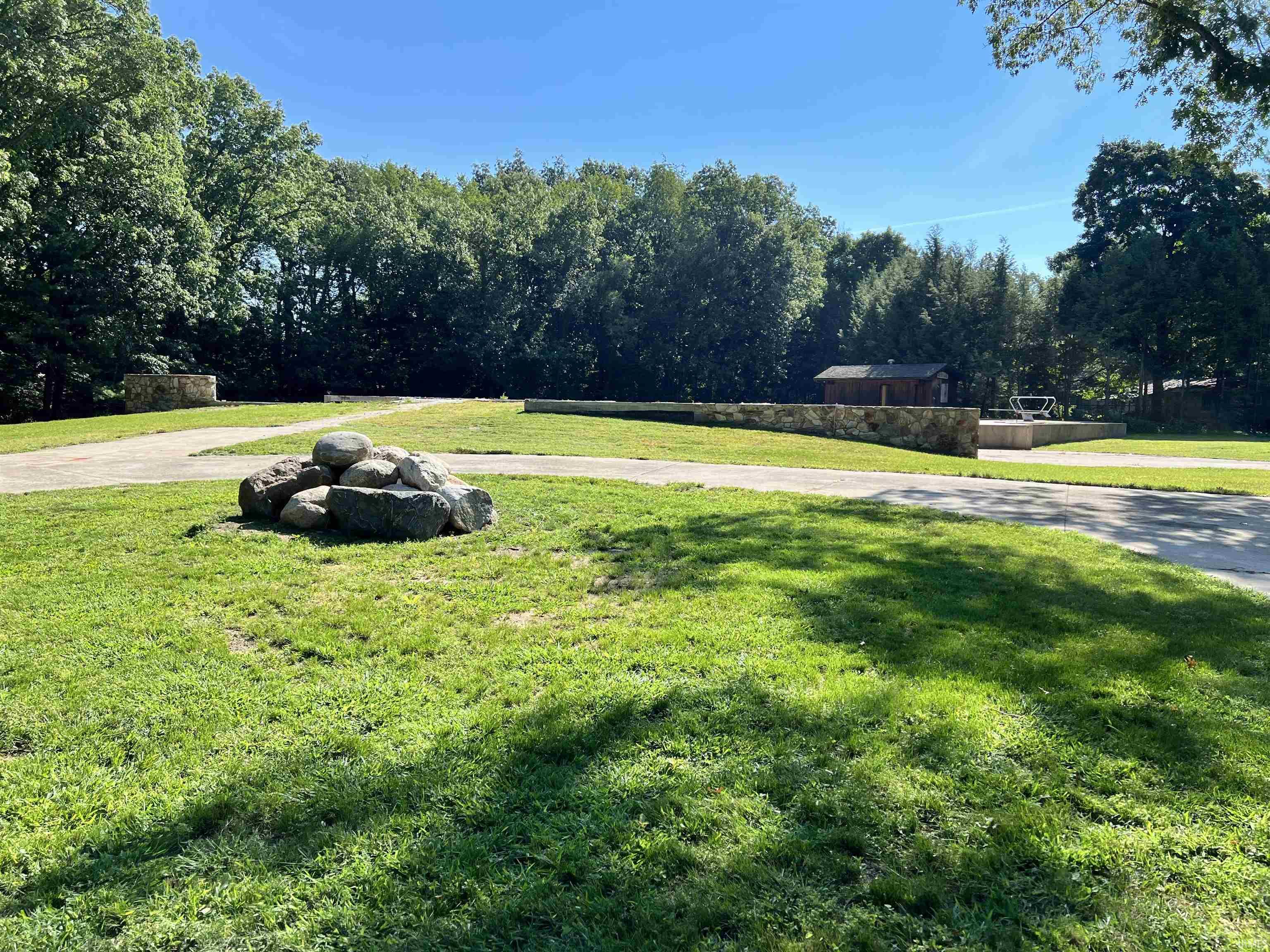 Photo 11 of 00000 Greenleaf Boulevard