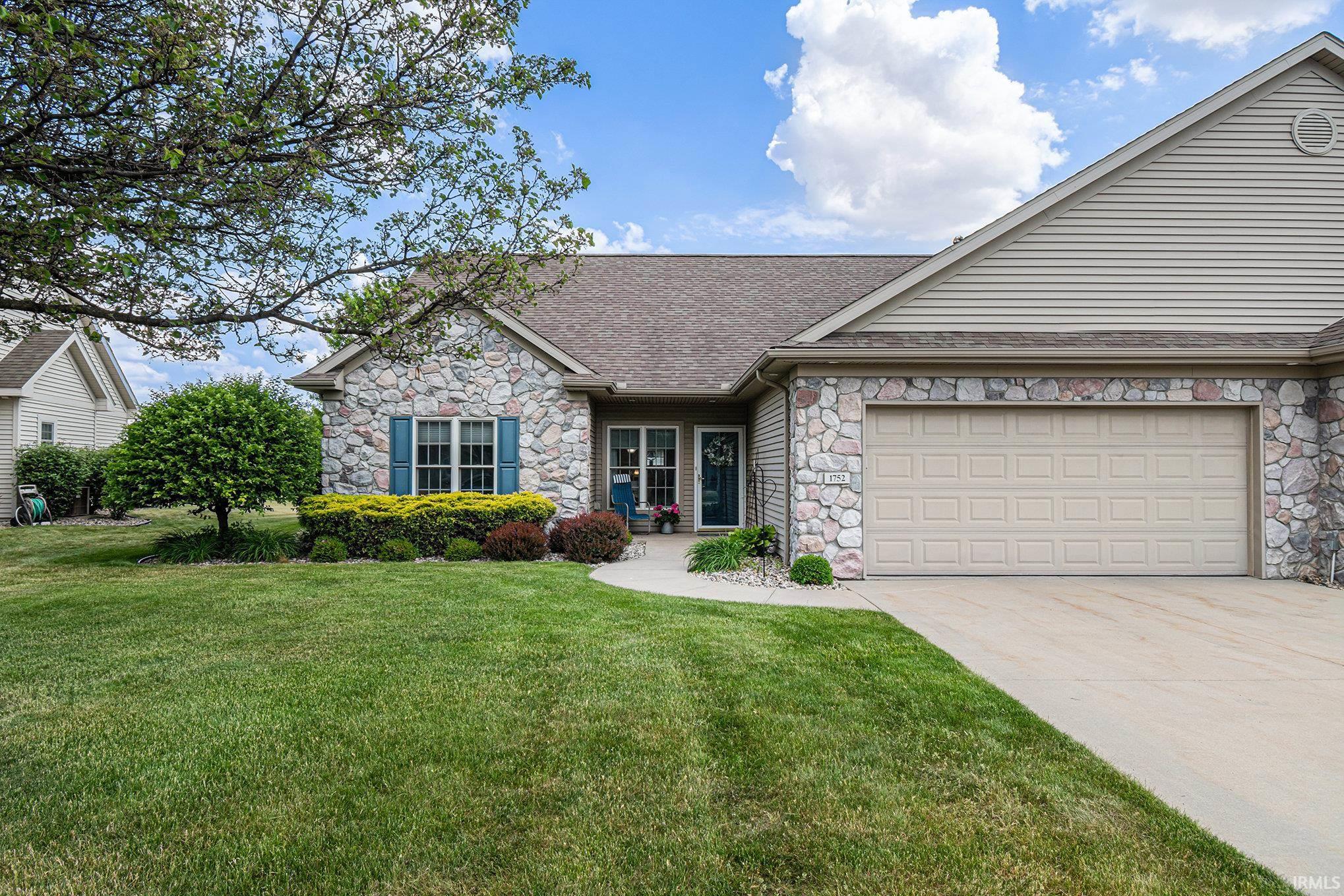 Residential for sale in Nappanee, Indiana, 202322415