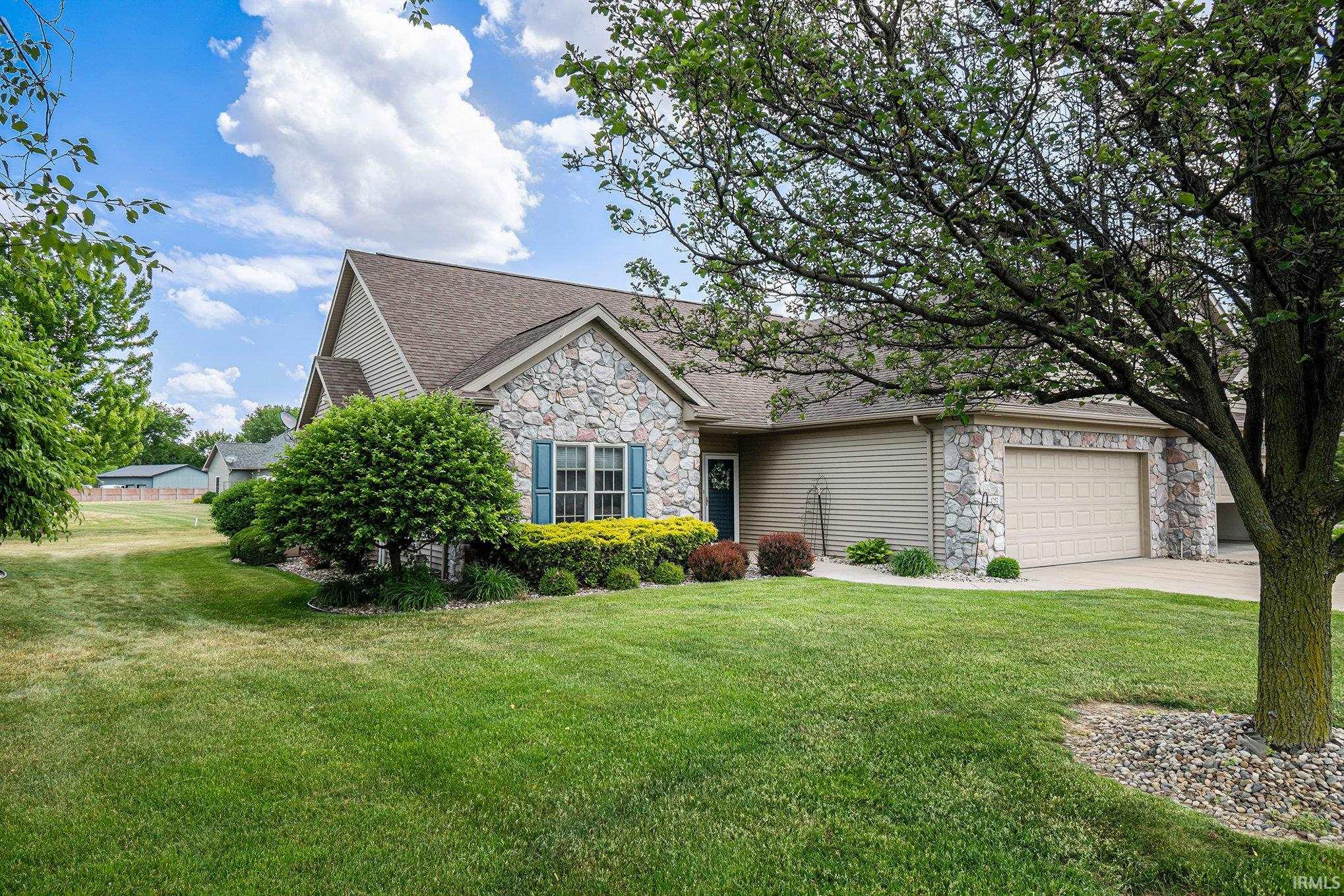 Residential for sale in Nappanee, Indiana, 202322415