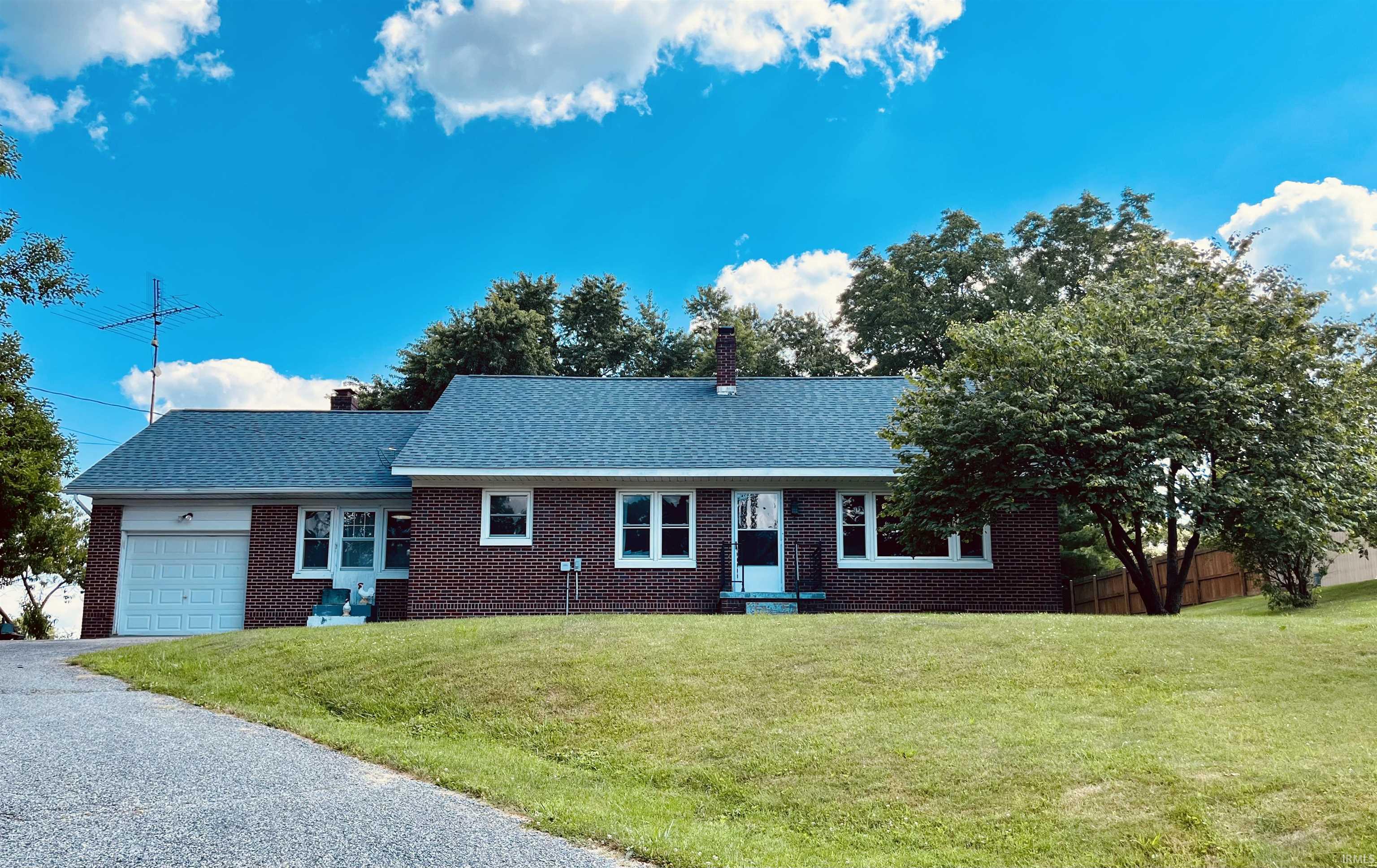 Birdseye Real Estate 8264 E Schnellville Road IN 47513 249,000 202323949