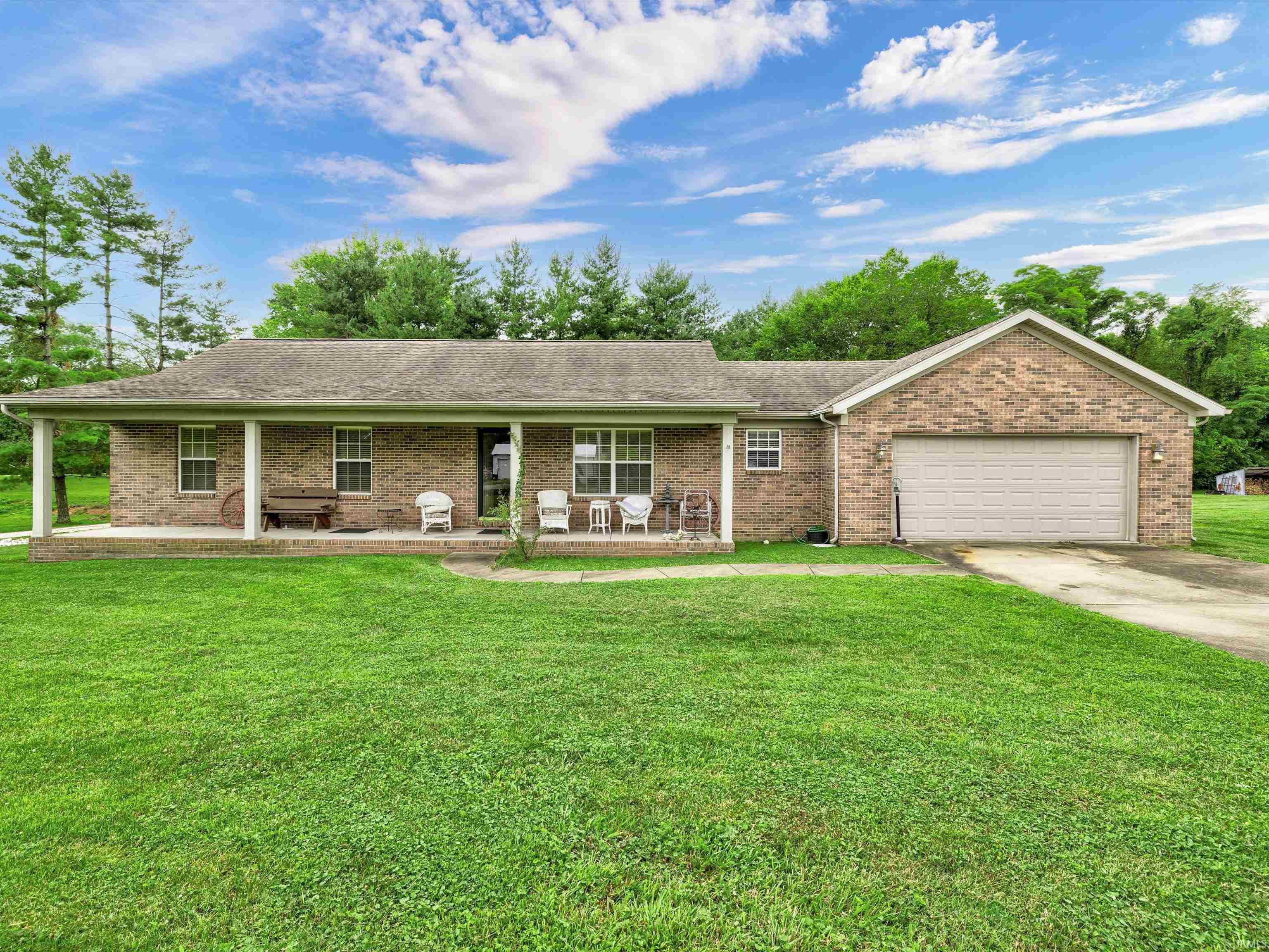 6904 Mesker Park Drive, Evansville, IN 47720