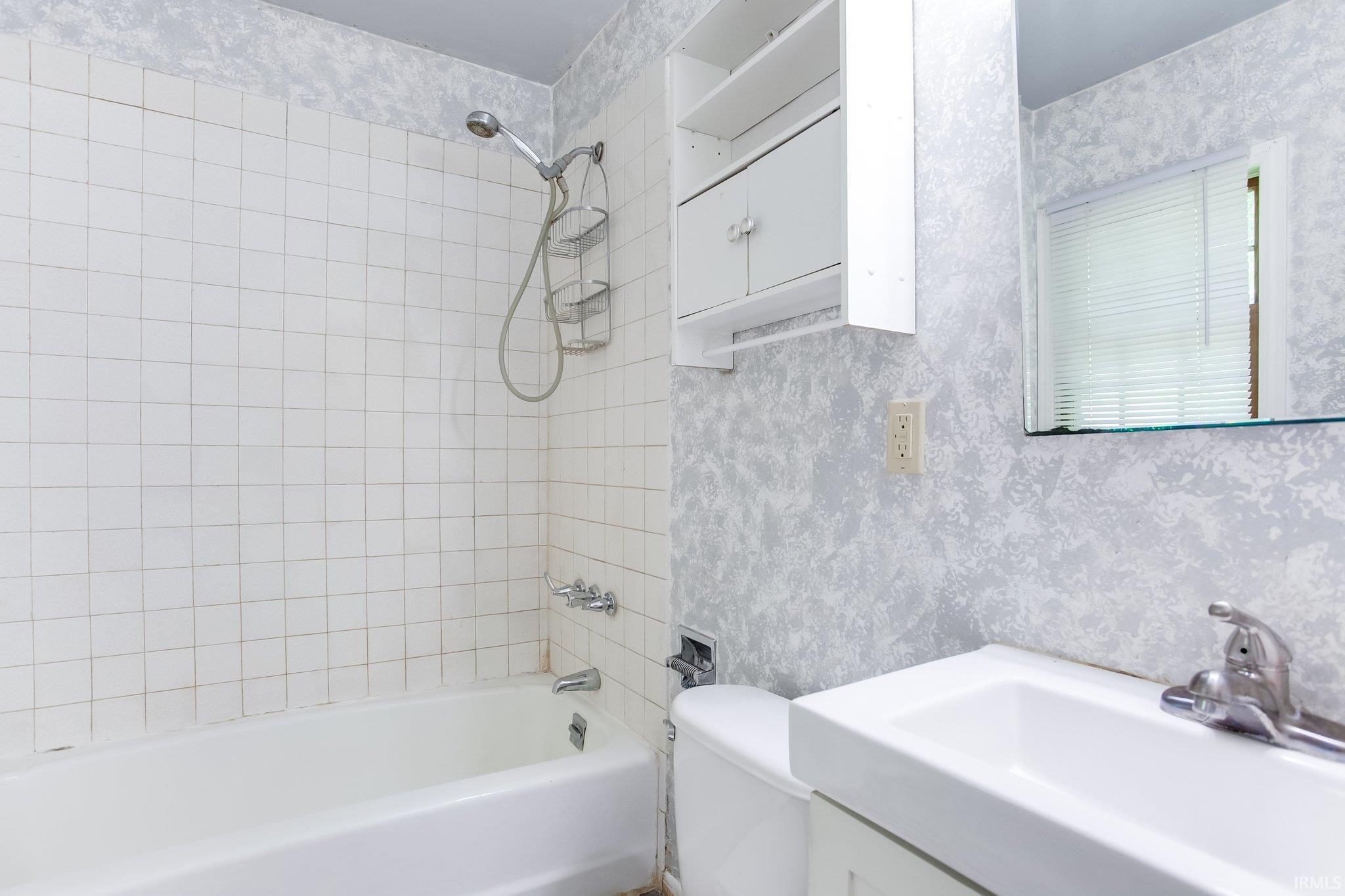 Photo 8 of 1430 Hudson Street