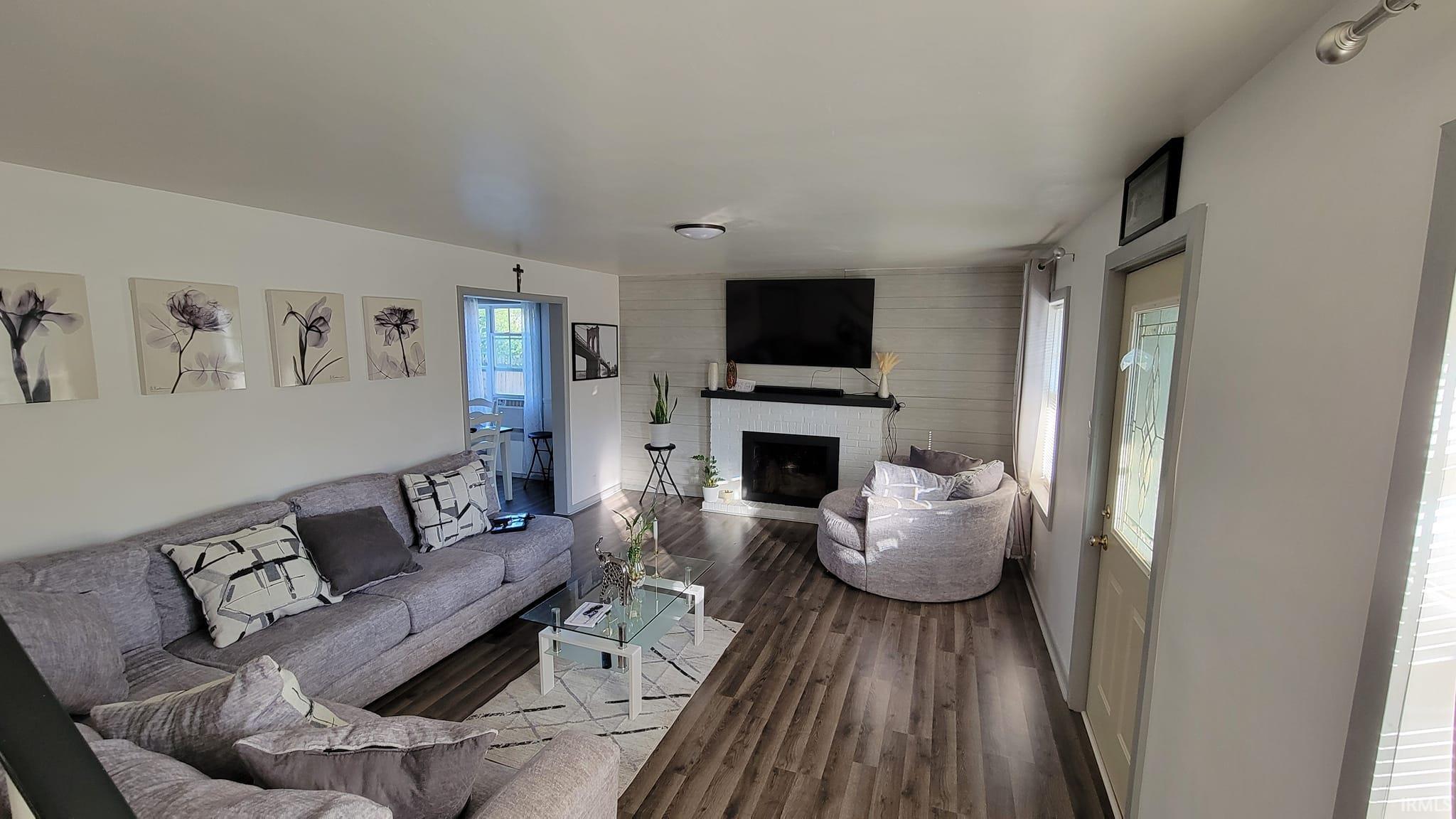 Photo 8 of 1251 Byron Street