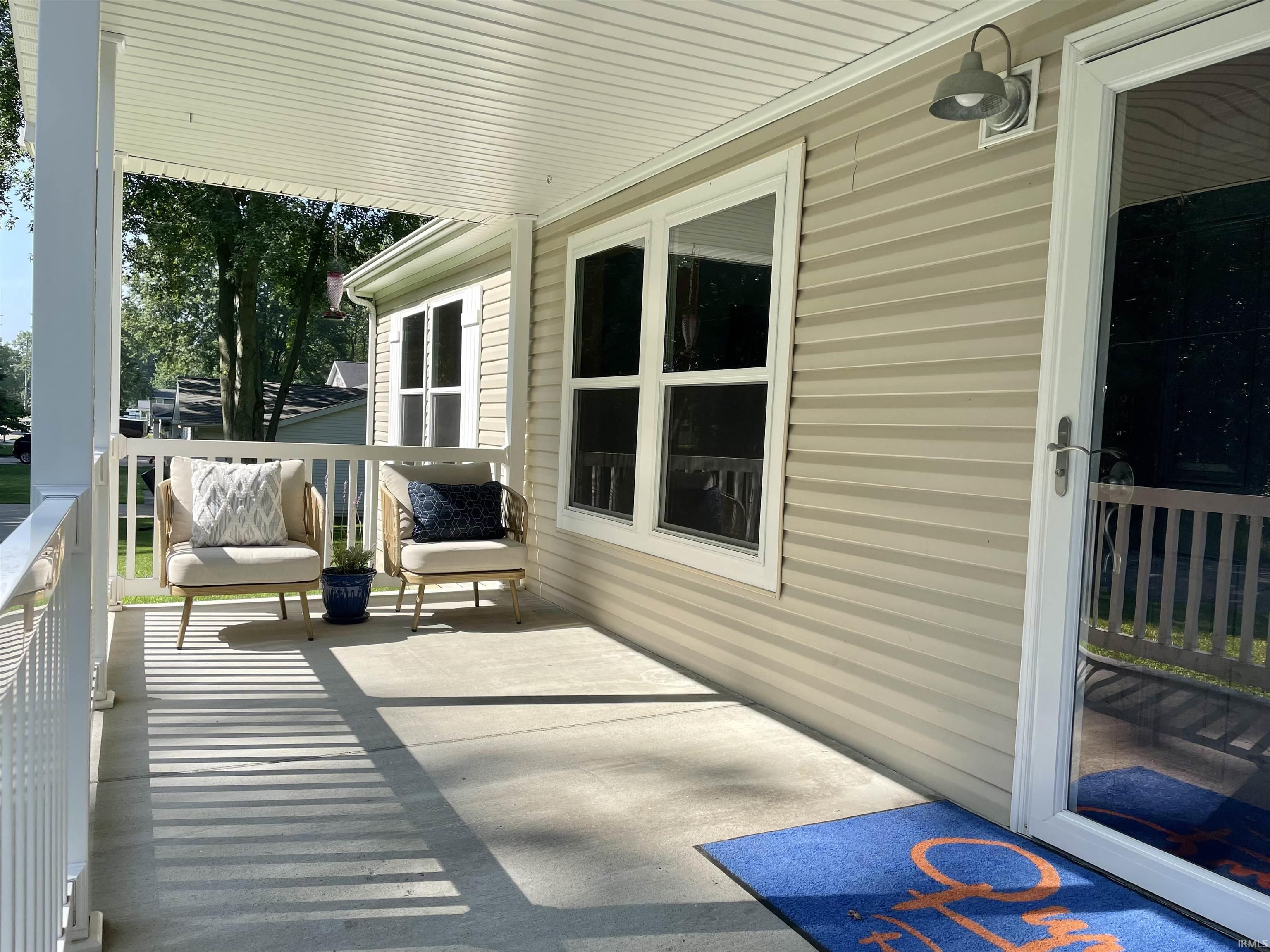 Warsaw Real Estate 1434 Meadow Lane IN 46580 265,000 202327729