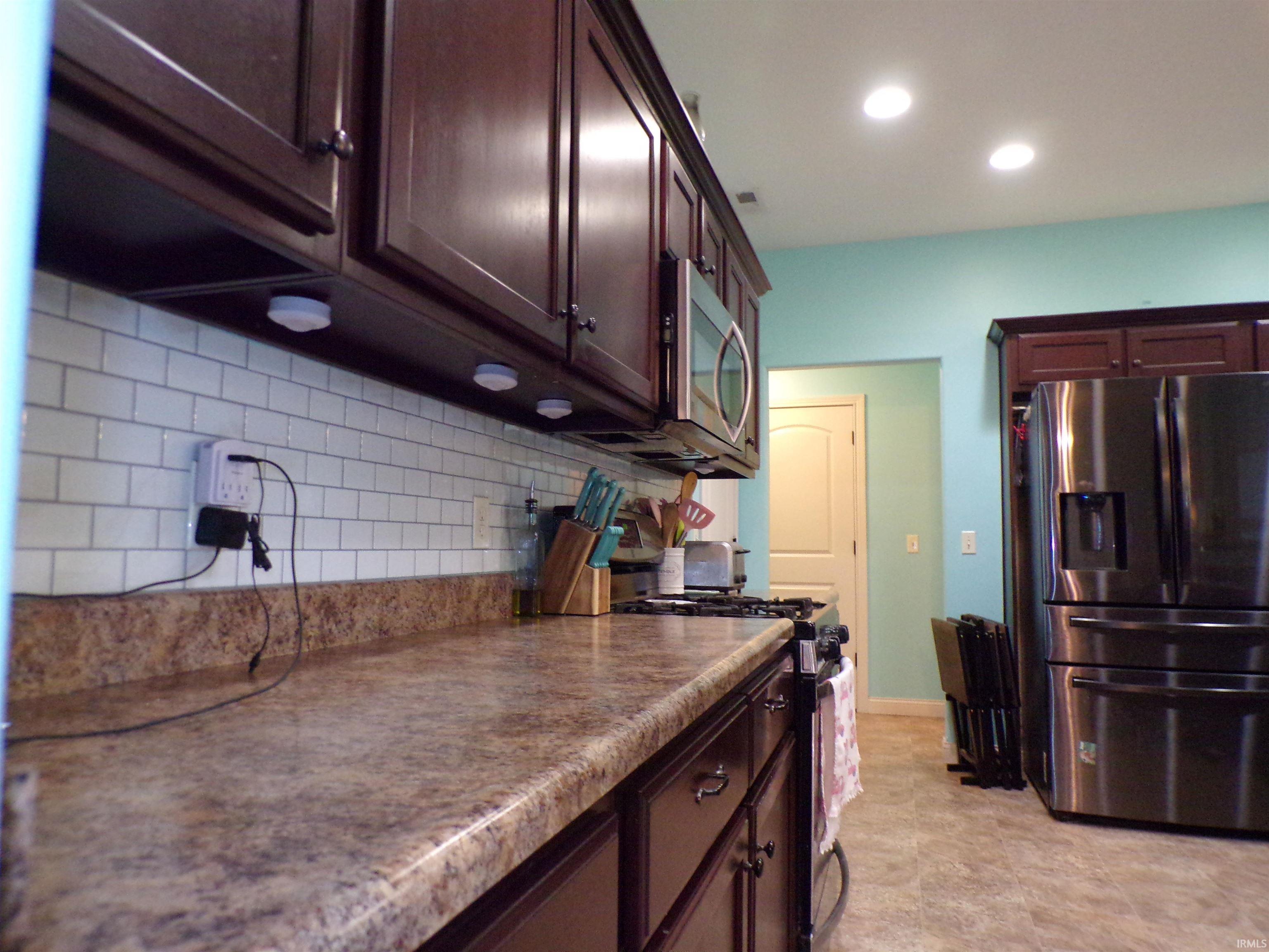 Photo 2 of 310 Ironwood Lane
