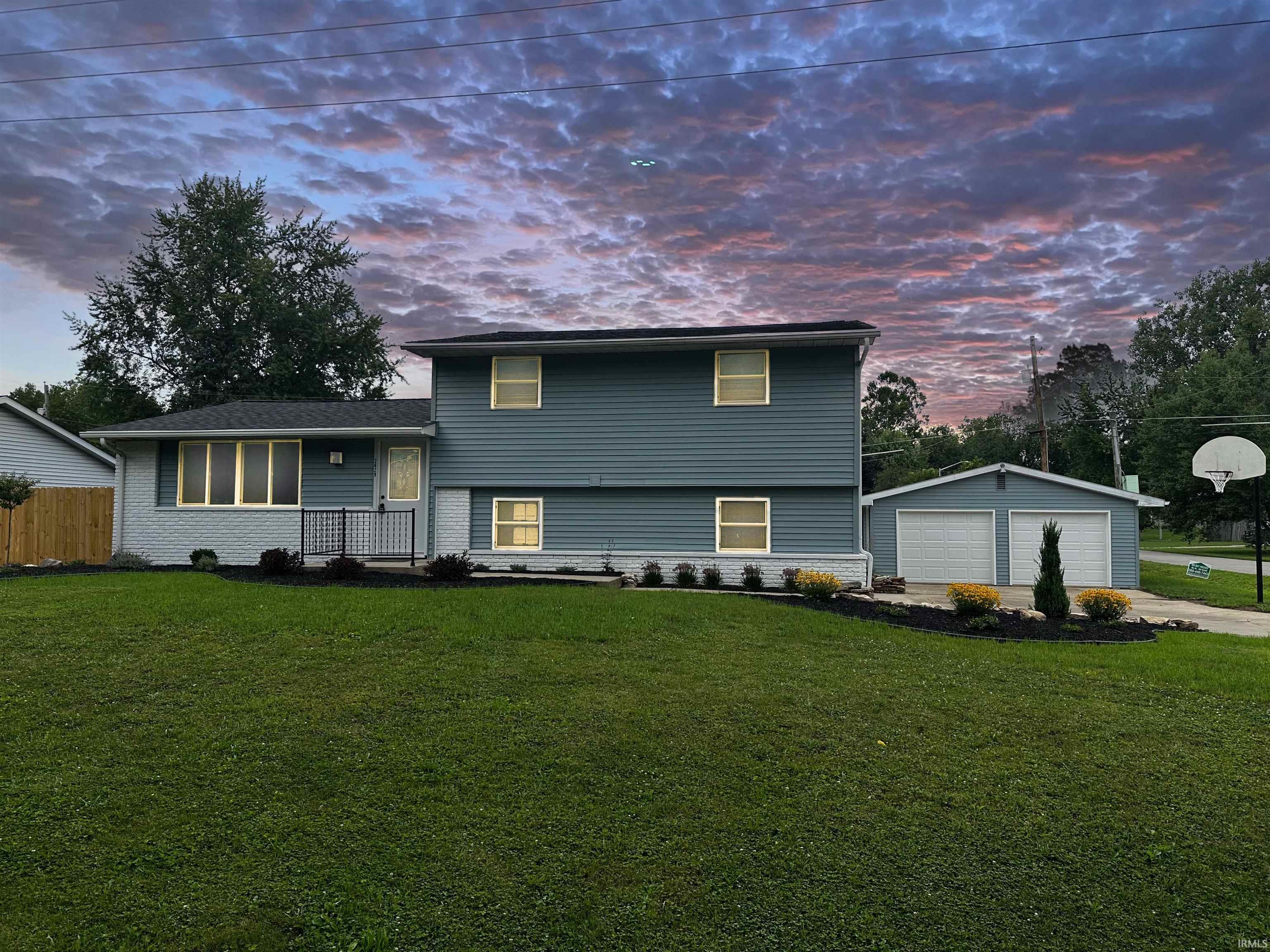 Sold 2629 Deerwood Drive, Fort Wayne, IN 46825 MLS 202328144