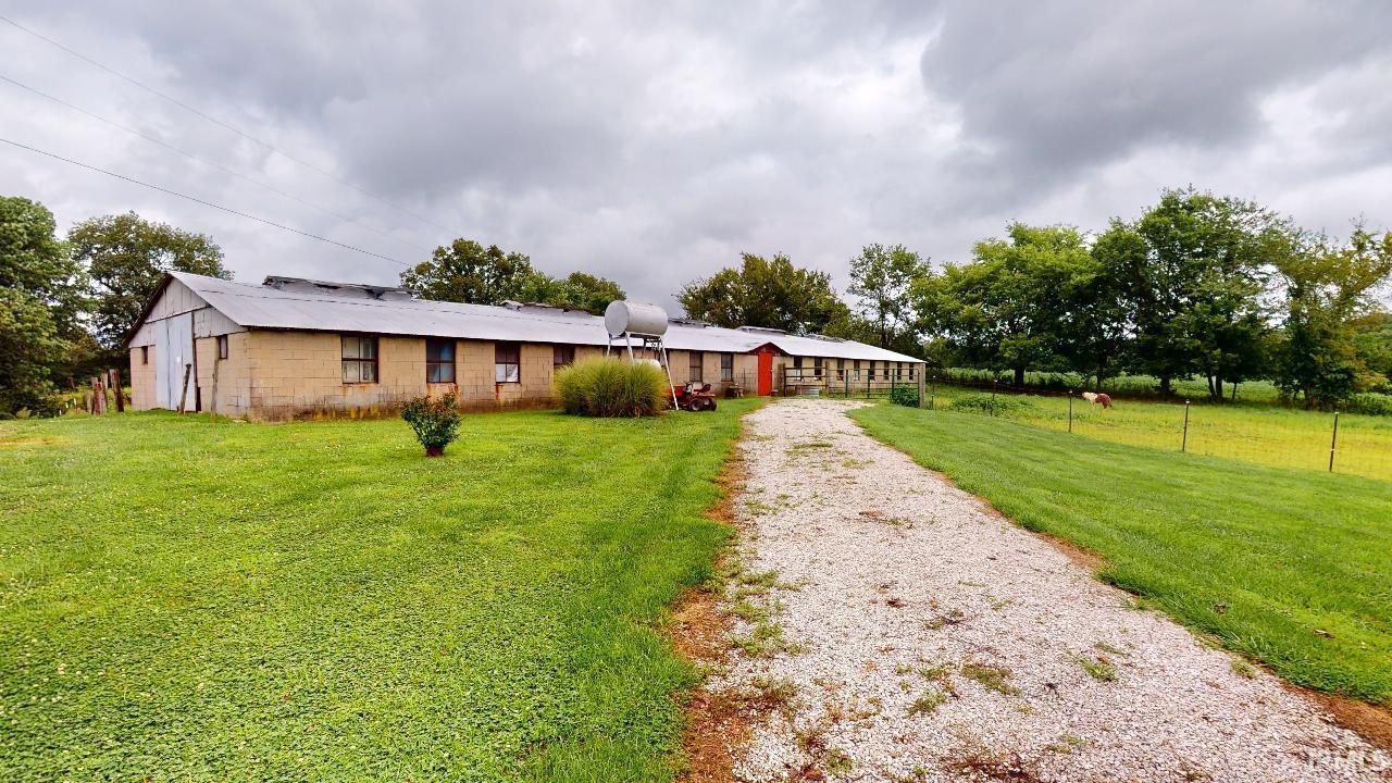 Dubois Real Estate 3855 E Dubois Rd NW Road IN 47527 365,000 202328289