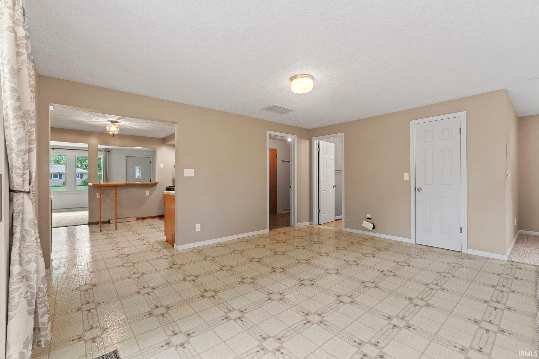 Photo 16 of 7327 Linda Drive