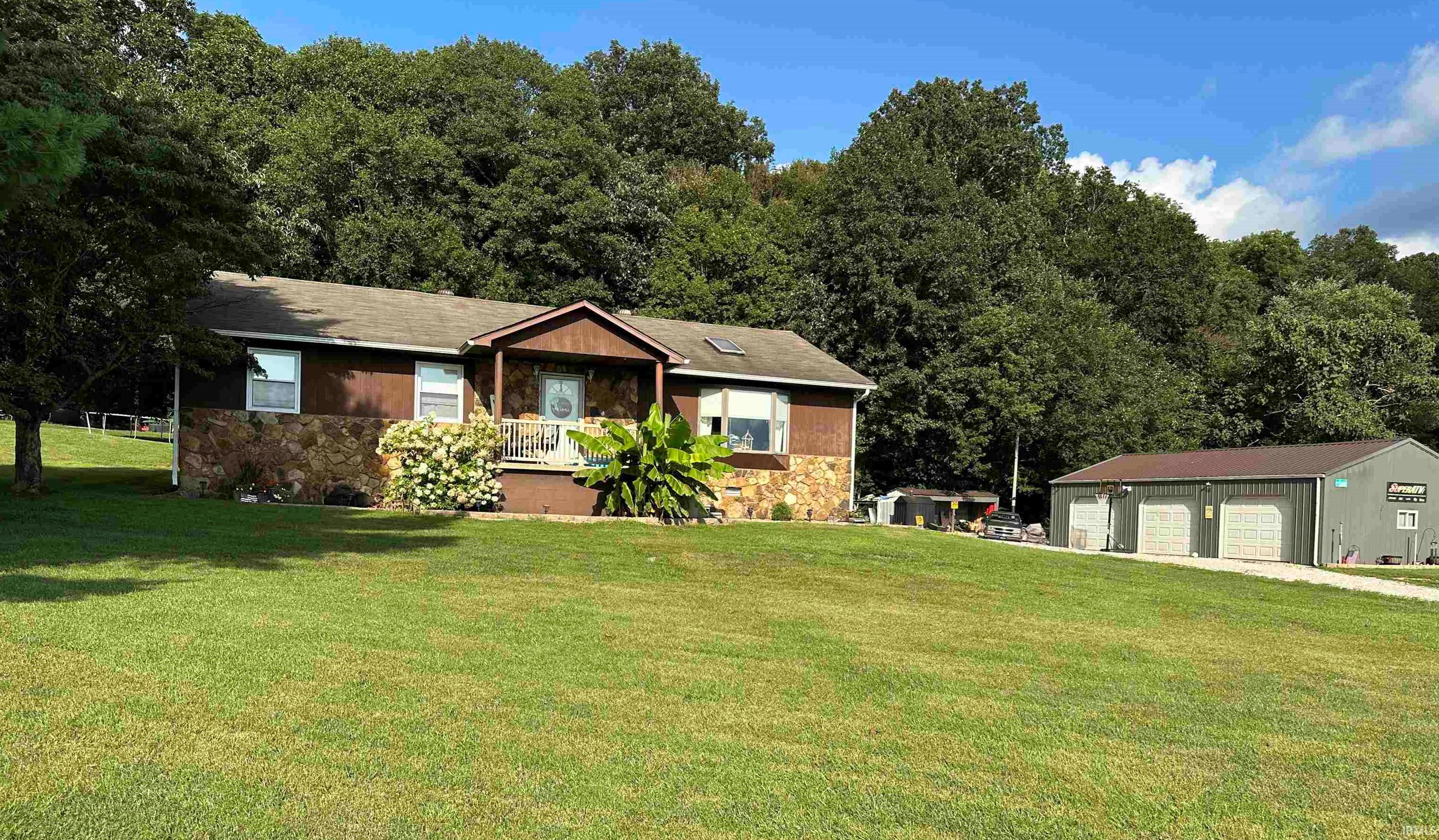 Gen X, Millennials Bringing Back The MultiGenerational Home